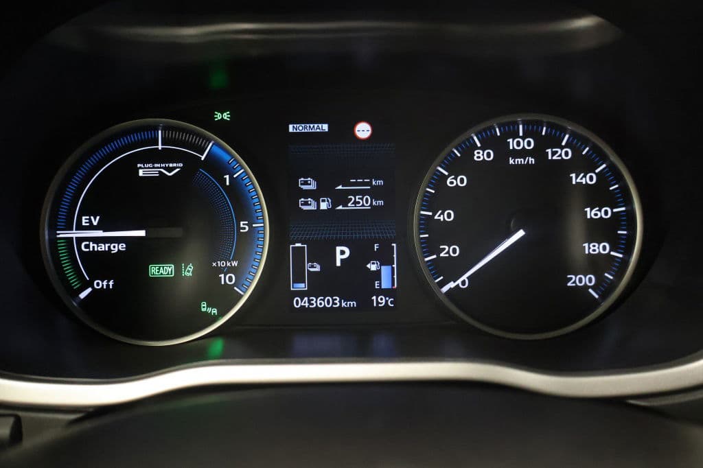 Mitsubishi Eclipse Cross 2.4 PHEV Instyle thumbnail 9