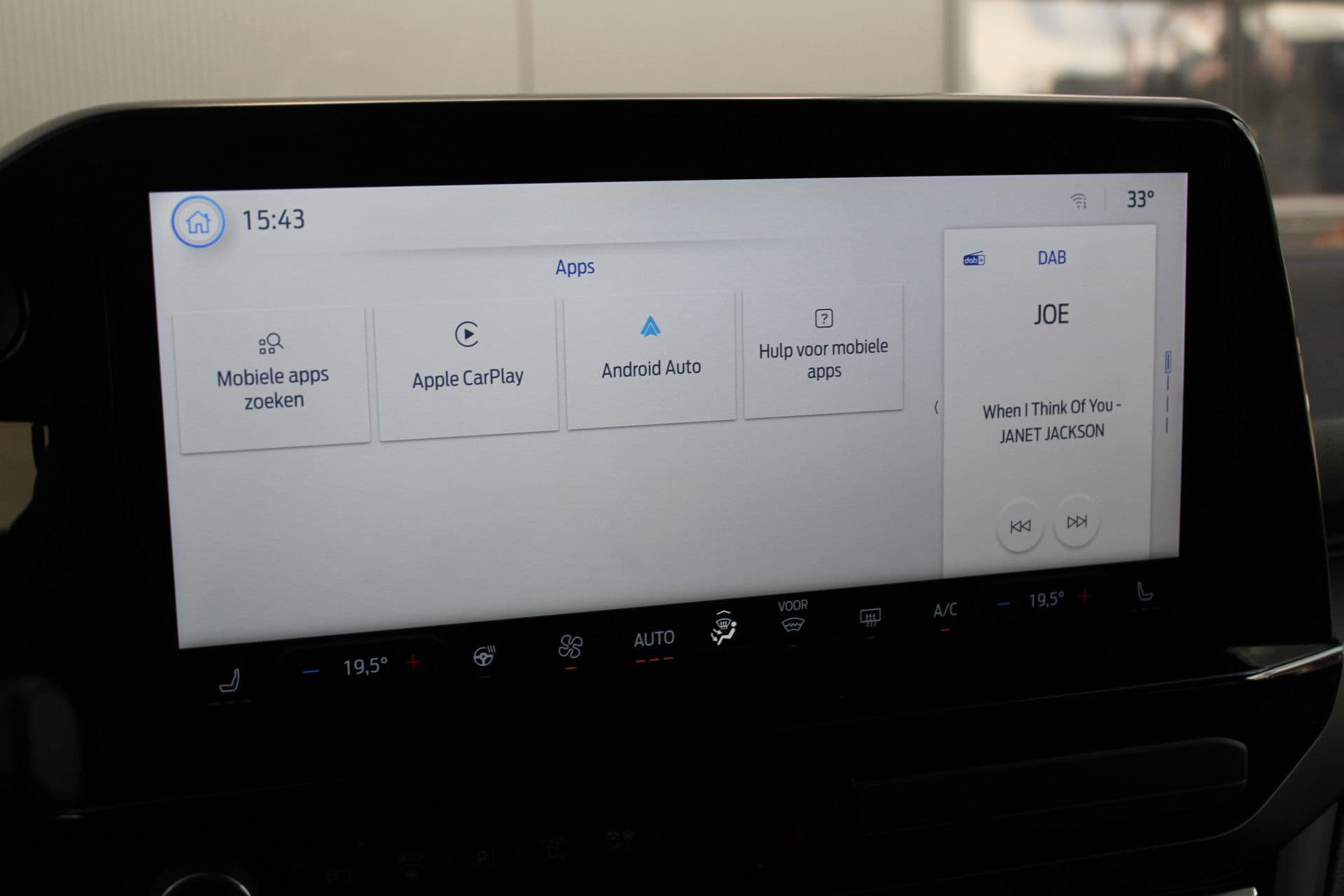 Ford Tourneo Custom 320 2.0 TDCI L2H1 Titanium X DC 170pk - Adaptive Cruise - LED - Blind Spot - Leder - Navigatie - 360 Camera - Trekhaak - Rijklaar thumbnail 30