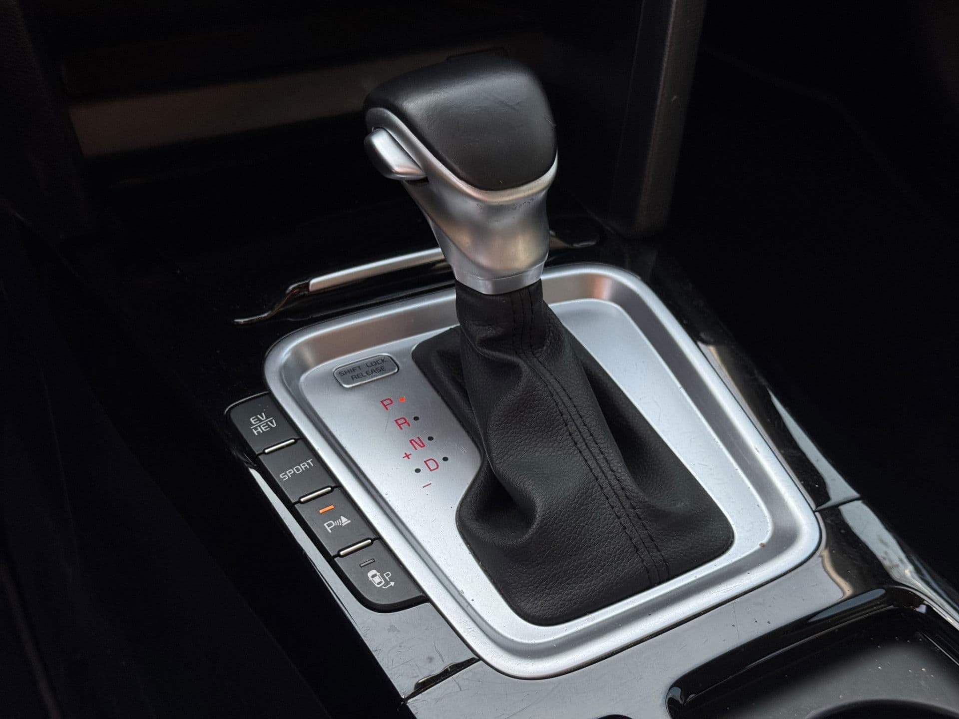 Kia Xceed 1.6 GDi PHEV DynamicPlusLine | 100% Onderhouden | 18'' | Dodehoek det. | Dealeronderhoud thumbnail 16