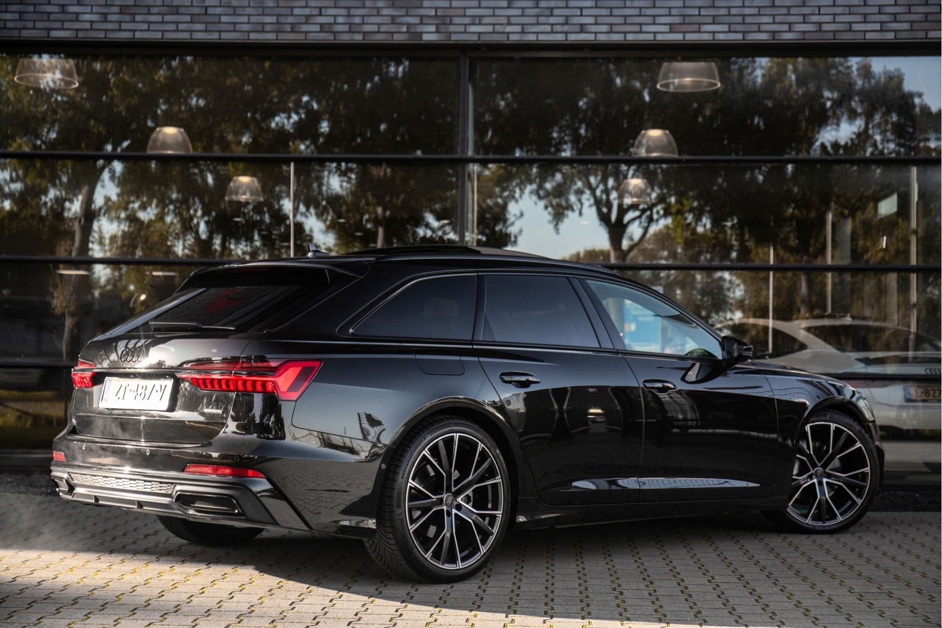 Audi A6 Avant 50 TDI quattro Design Pro Line Plus , Luchtvering, Trekhaak, Panoramadak, 3D-camera thumbnail 3