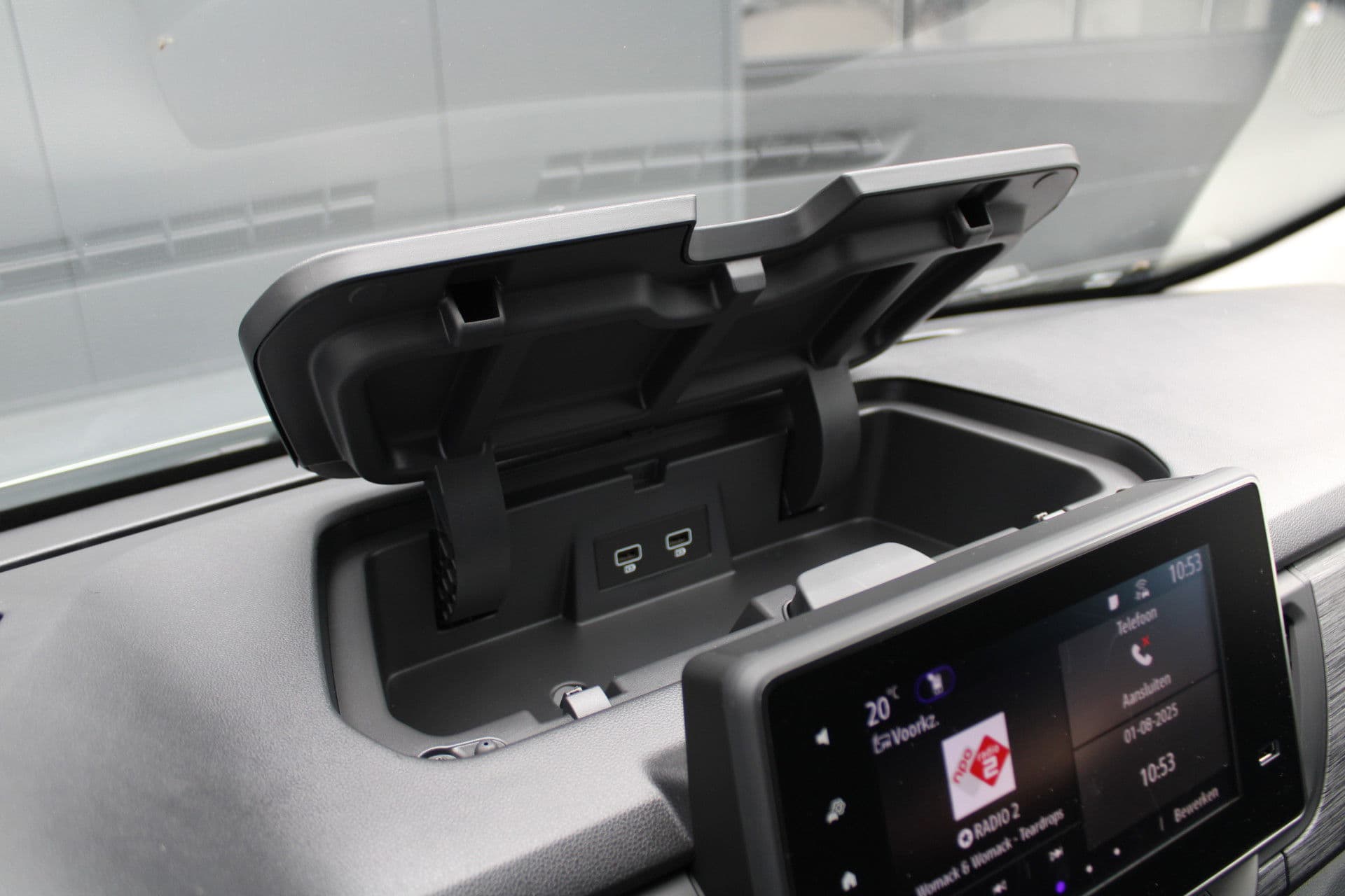 Renault Trafic 2.0 Blue dCi 150pk T30 L2H1 Advance - Achteruitrijcamera - Carplay - Android - Allseason - Trekhaak - Rijklaar thumbnail 24