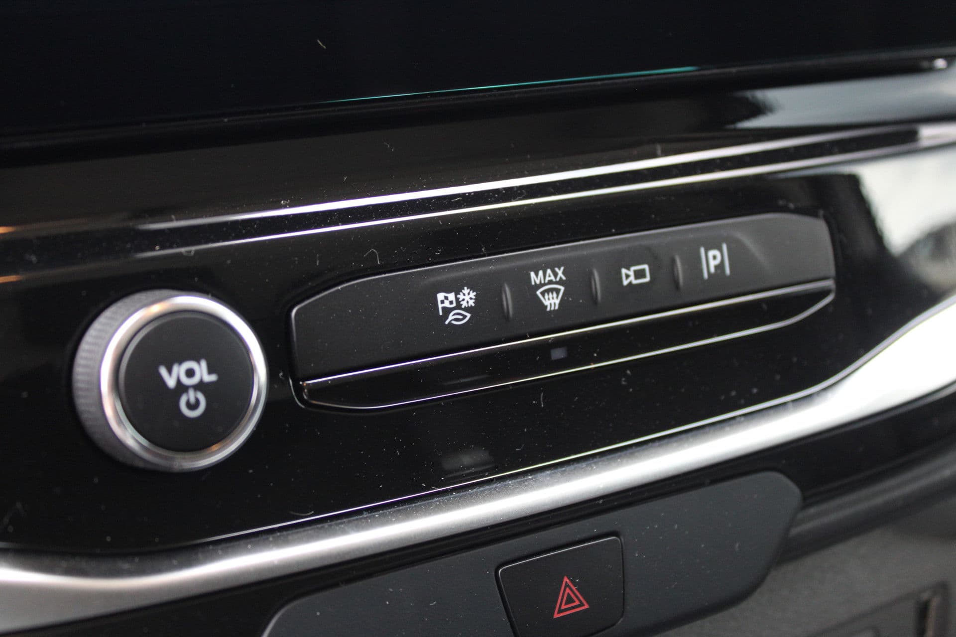 Ford Transit 350 2.0 TDCI L3H2 Trend 165pk - Facelift - 2x Schuifdeur - 360 Camera - Trekhaak - ACC - Stoel & Stoelverwarming - Blind Spot - Navi - 270gr deuren - Rijklaar thumbnail 30