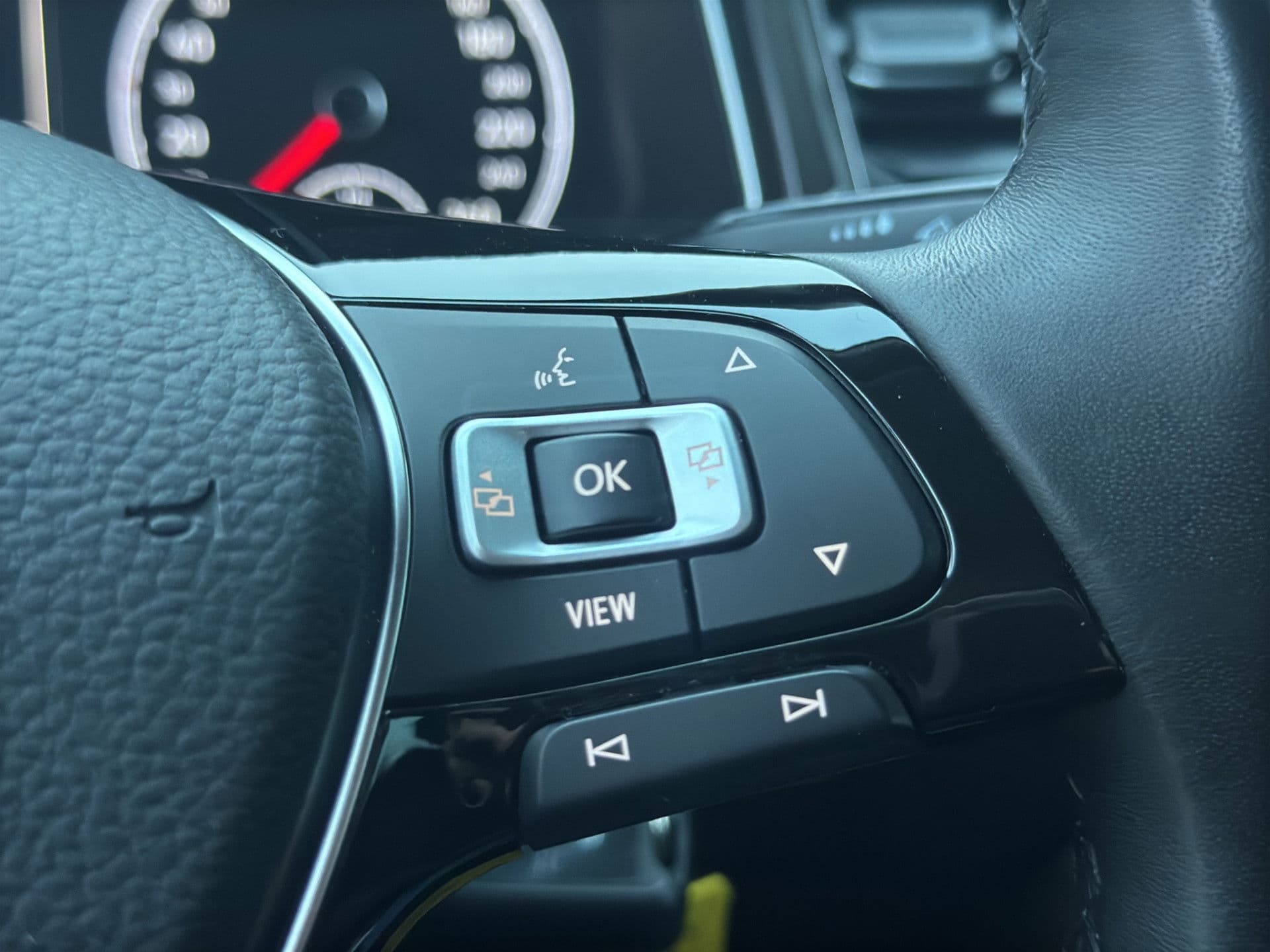 Volkswagen T-Roc 1.5 TSI Style | Adaptive | Apple Carplay | PDC | NL Auto thumbnail 16