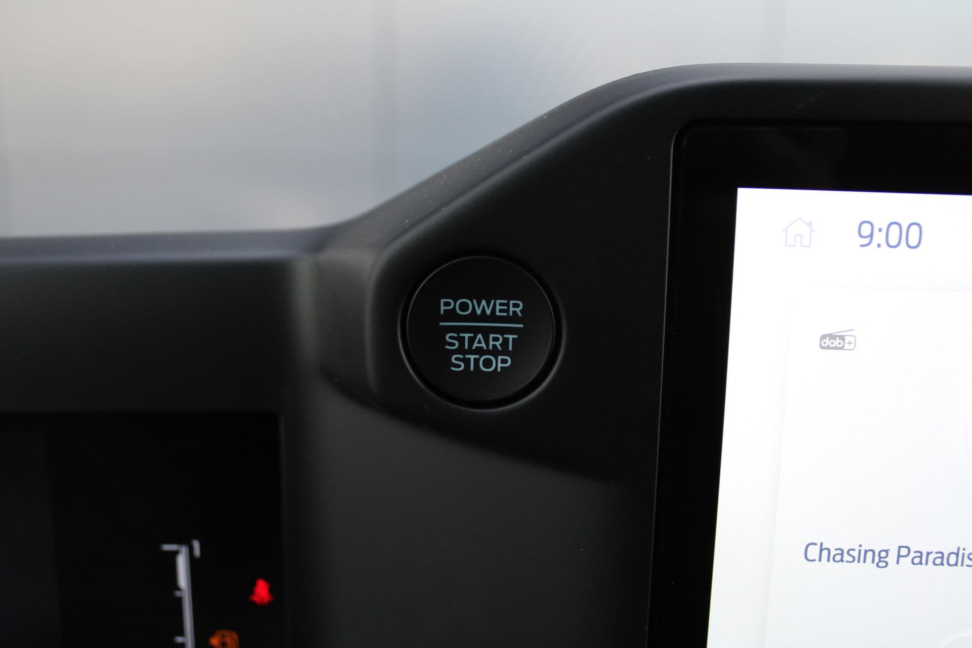 Ford Transit Custom 320 2.0 TDCI L2H1 Trend 170pk - Achterklep - Carplay - Android - LED koplampen - Stoelverwarming - 70l tank - Rijklaar thumbnail 28