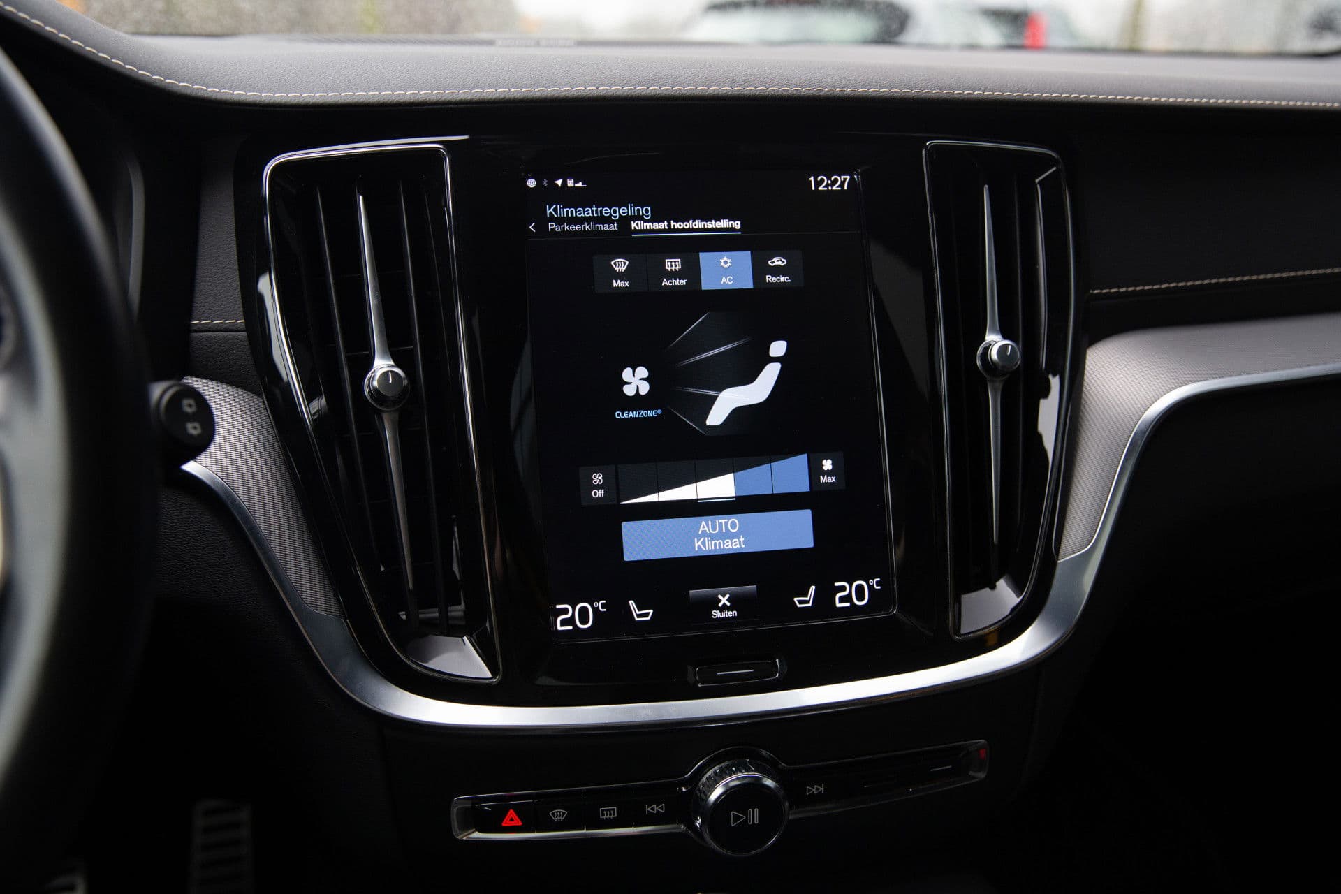 Volvo V60 2.0 T8 AWD Polestar Engineered , NL-Auto, Panoramadak, 360-camera, Harman&Kardon, HUD thumbnail 13