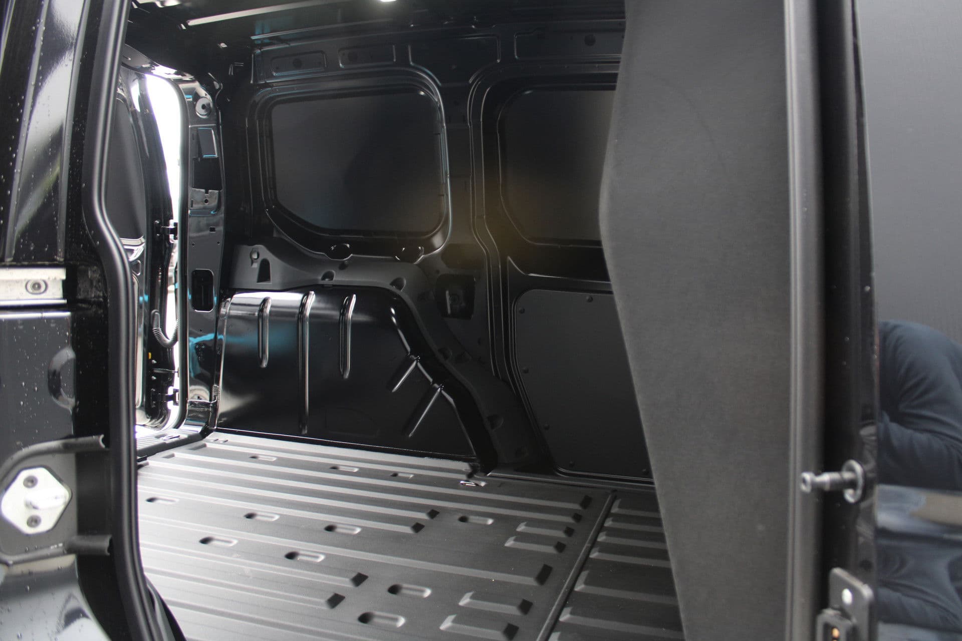 Volkswagen Caddy Cargo 2.0 TDI 122pk DSG7 - Carplay - Adaptive Cruise - Navigatie - Dig. cockpit - LED koplampen - Ergocomfort stoel - Stoelverwarming - Rijklaar thumbnail 6