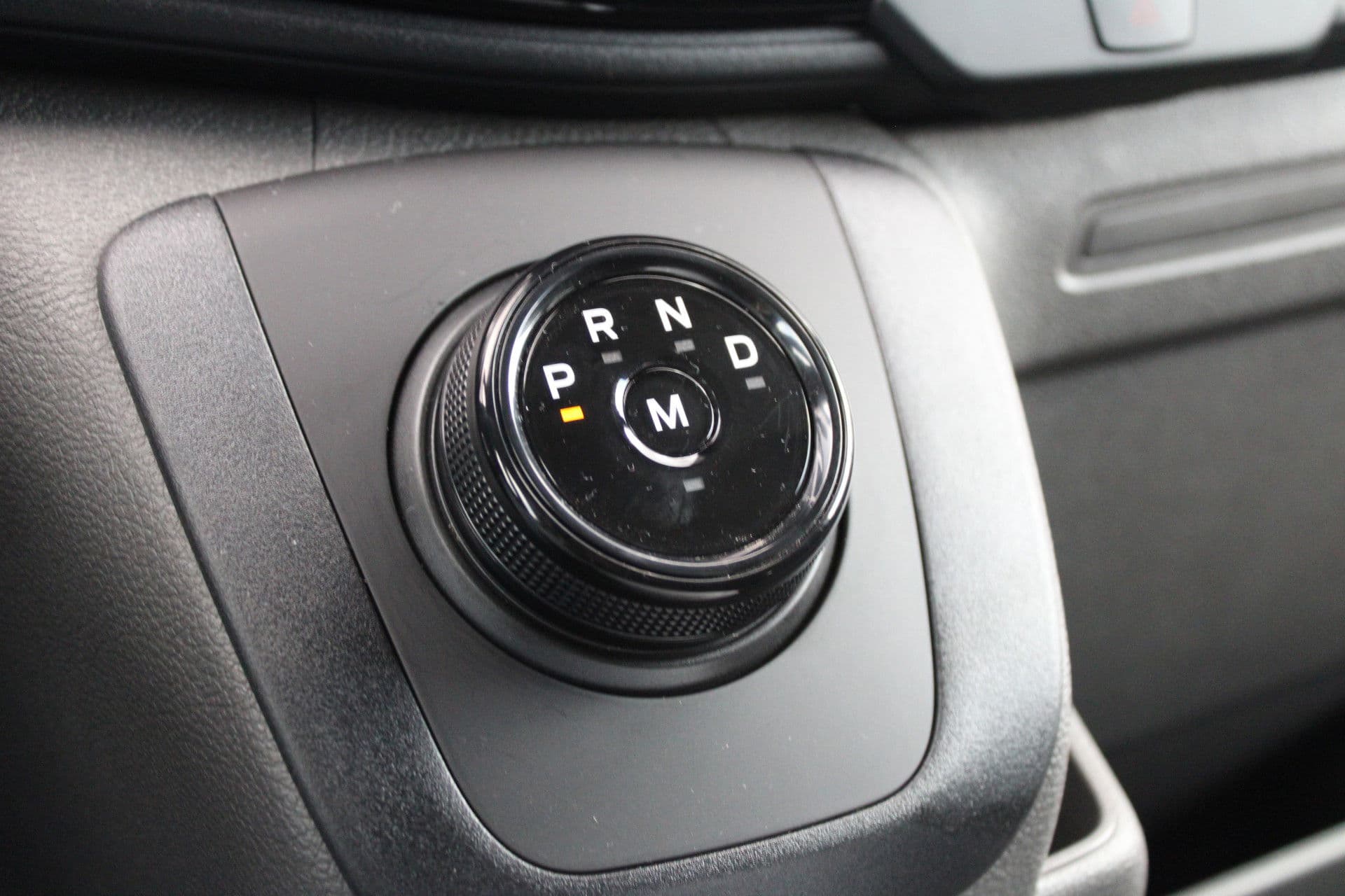 Ford Transit 350 2.0 TDCI L2H2 Limited 165pk - Adaptive Cruise - Xenon - Navi - Blind Spot - 360 camera - Rijklaar thumbnail 23