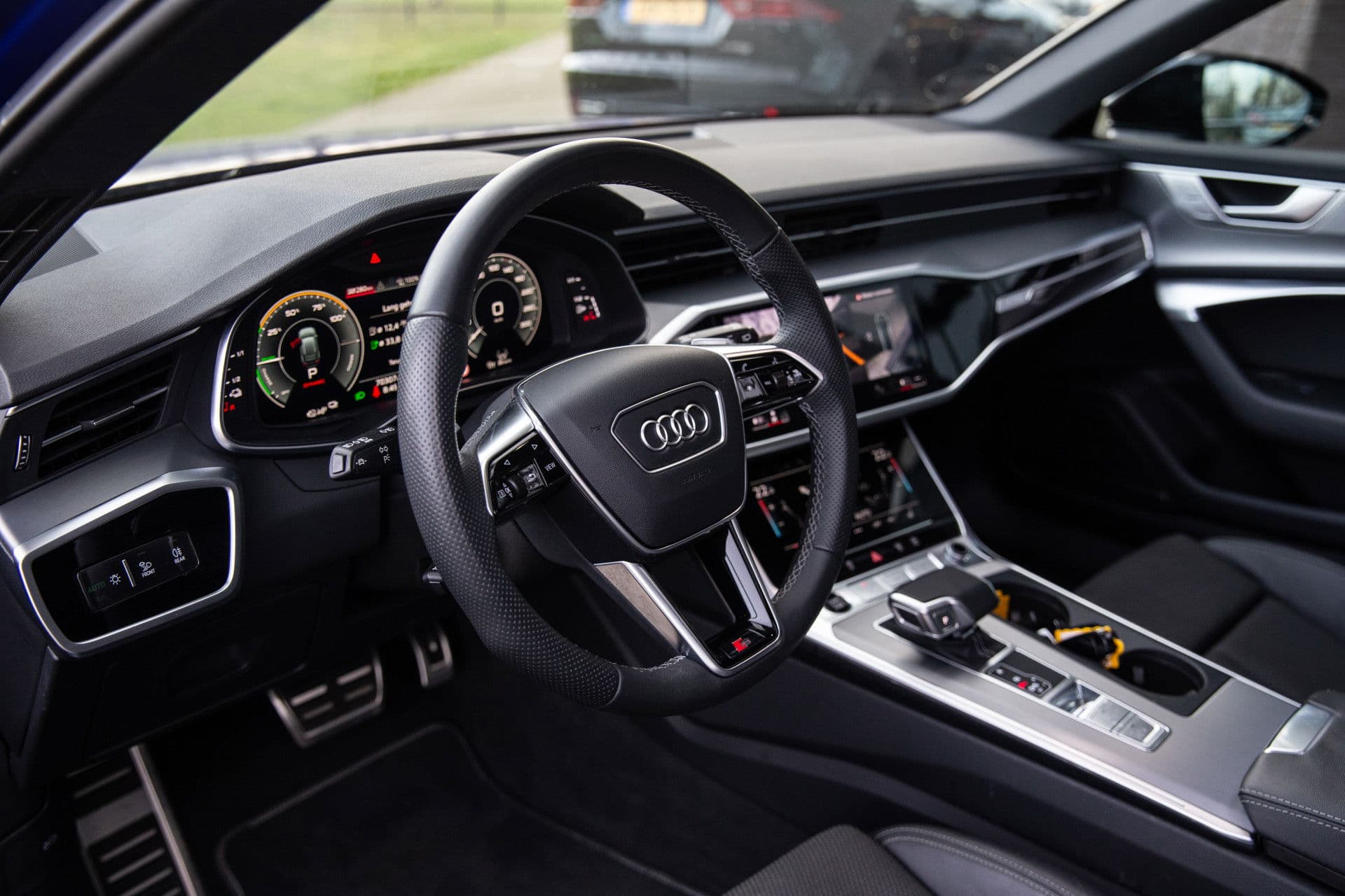 Audi A6 Avant 55 TFSI e quattro Pro Line S Competition , Ultra blauw, Panoramadak, 3D camera, B&O, Trekhaak, thumbnail 5