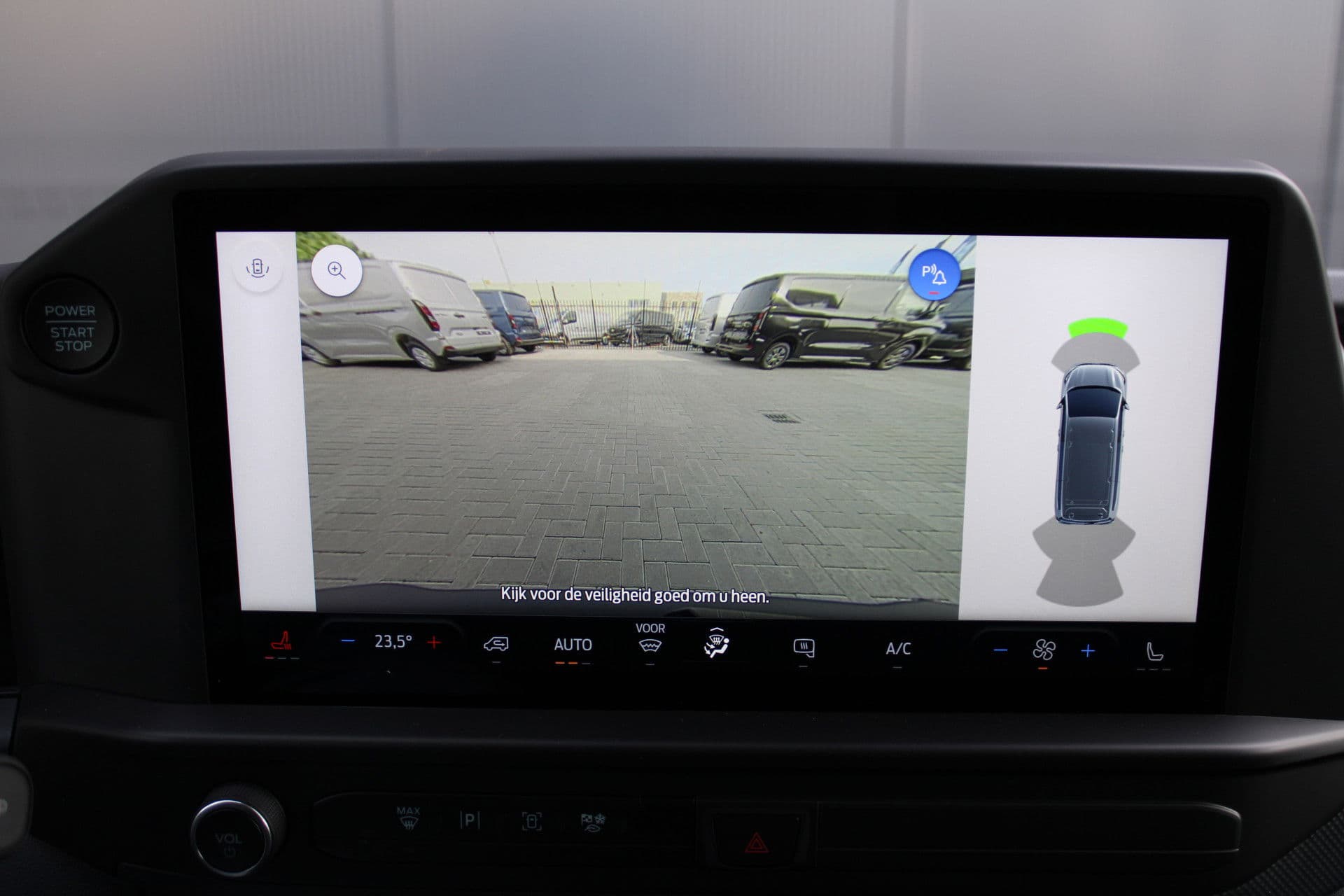 Ford Transit Custom 320 2.0 TDCI L2H1 Trend 170pk - Achterklep - Carplay - Android - LED koplampen - Stoelverwarming - 70l tank - Rijklaar thumbnail 13