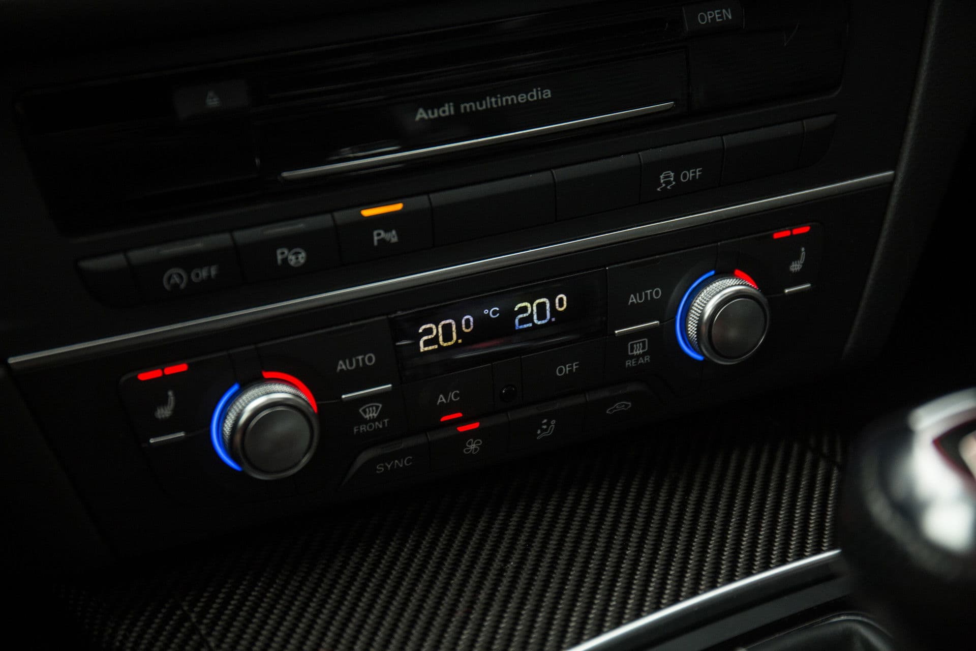 Audi RS6 Avant 4.0 TFSI Quattro Performance , Milltek, Keramisch, Panoramadak, Carbon, Nachtzicht, Vol! thumbnail 26