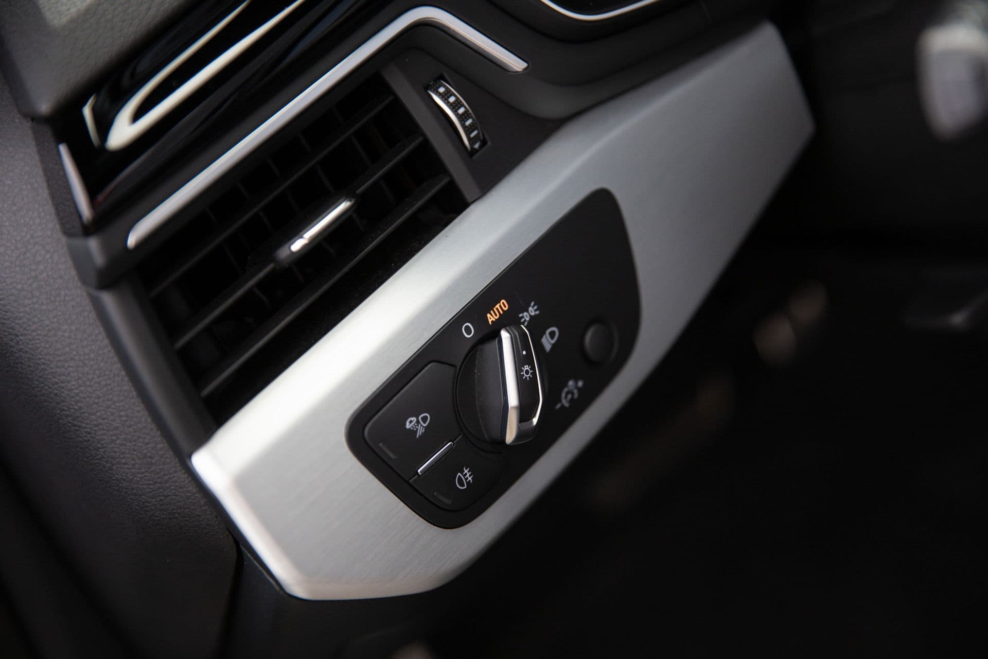 Audi S5 Cabriolet 3.0 TFSI S5 quattro 480pk , Laser, Bang&Olufsen, Eventuri, Quantum Grau thumbnail 24