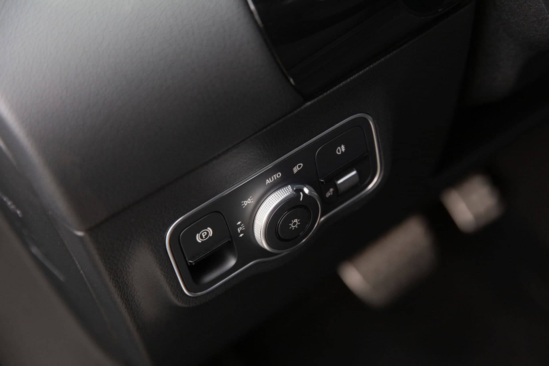 Mercedes-Benz GLA 200 AMG Line , Trekhaak, Achteruitrijcamera, Stoelverwarming, thumbnail 22