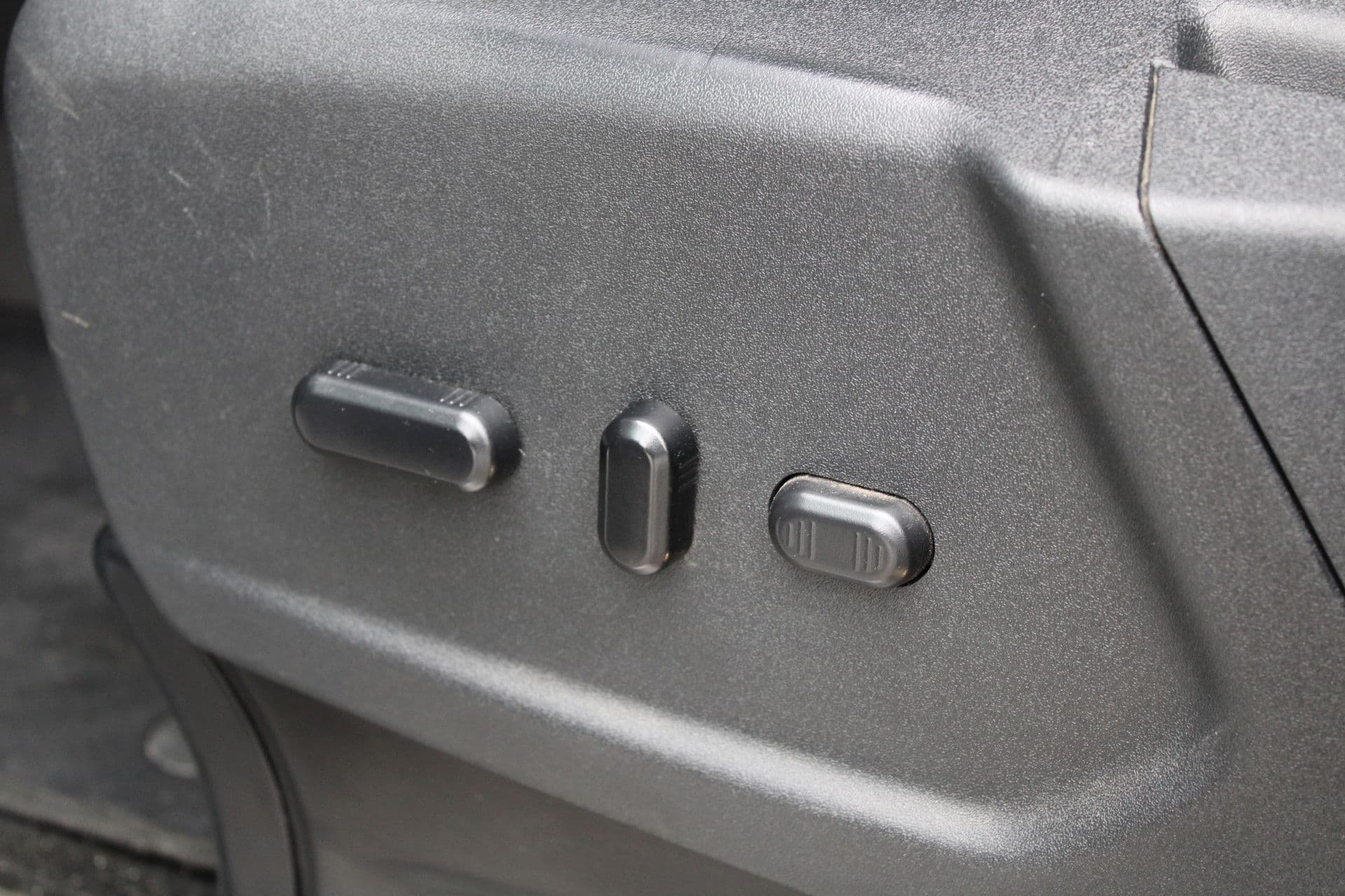 Ford Transit Custom 320 2.0 TDCI L1H1 Tourneo 170pk - Automaat - Leder - ACC - 1+1 stoelopstelling - Bi-Xenon -Stoelverwarming - Rijklaar thumbnail 18