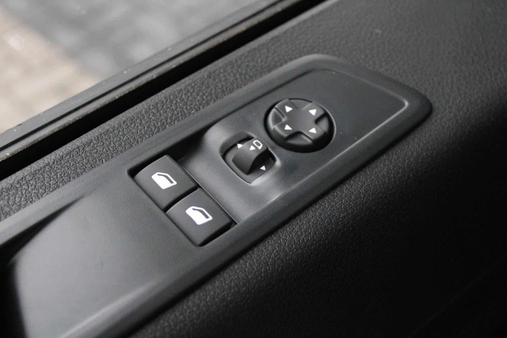 Citroën Ë-Jumpy L2 136 75 kWh 136pk - Cruise - Airco - PDC - Bluetooth - DAB - Rijklaar thumbnail 17