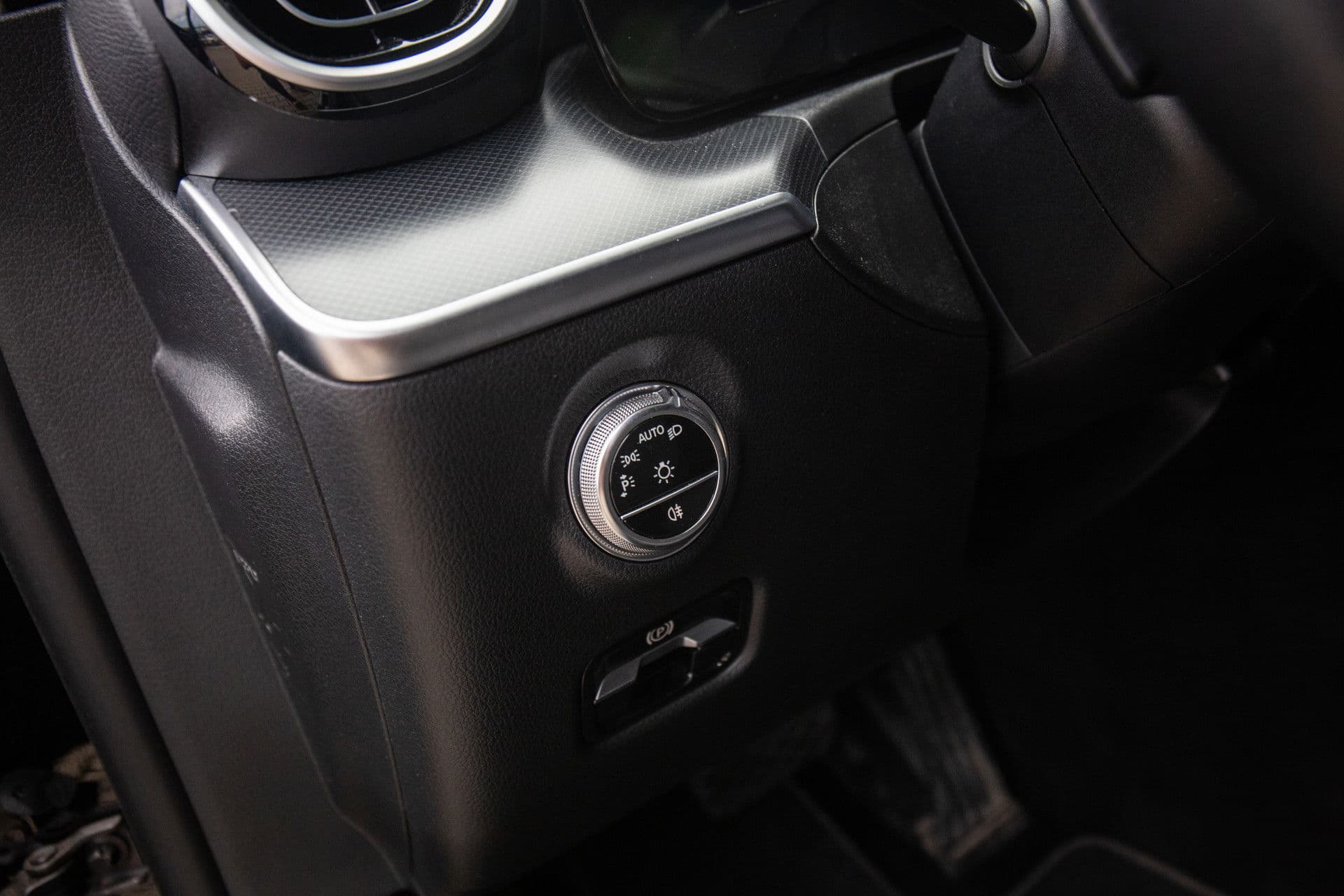 Mercedes-Benz C-Klasse Estate 300 e Luxury Line , Sfeerverlichting, Trekhaak, Night-pakket, thumbnail 13