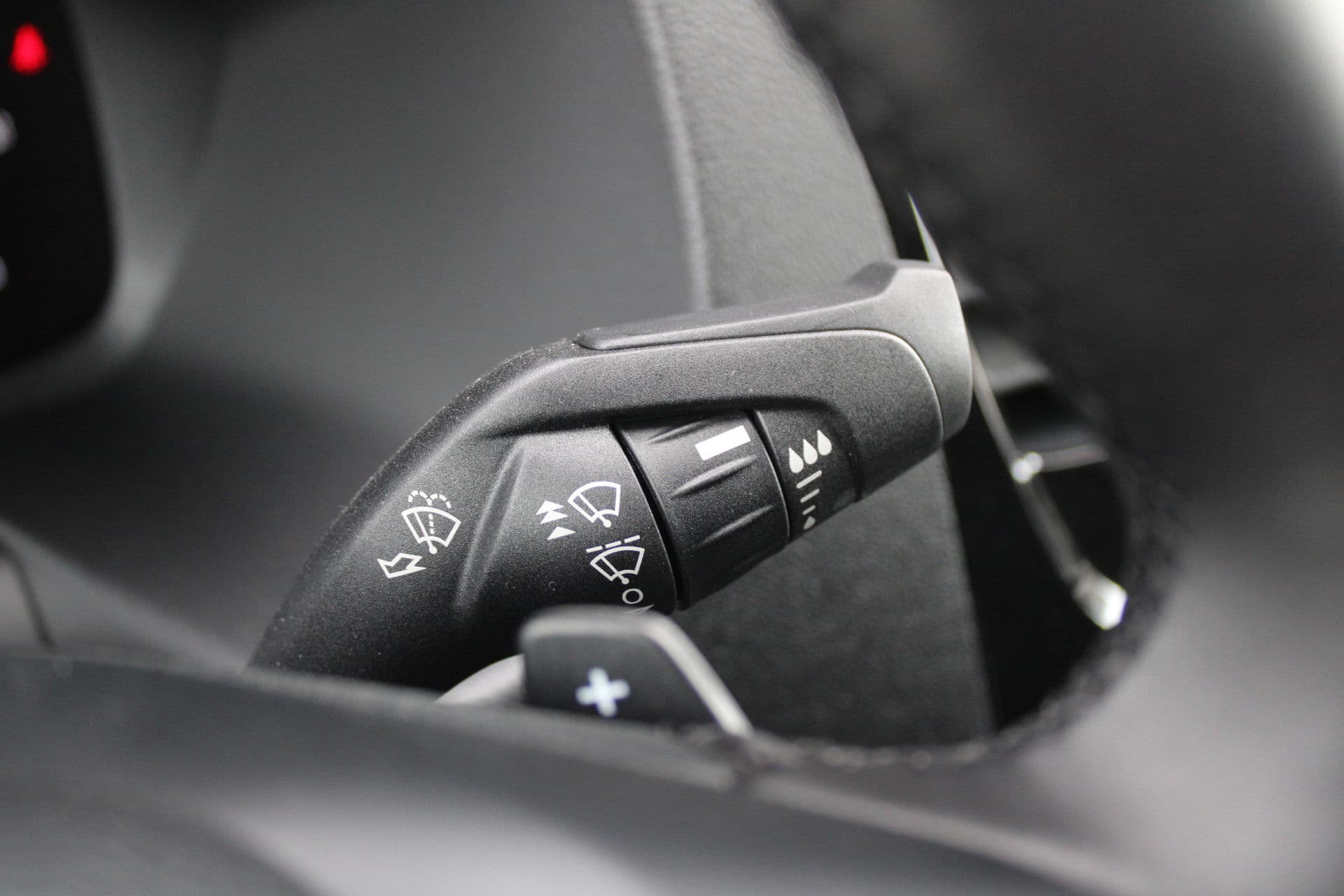 Ford Transit 350 2.0 TDCI L3H2 Limited 165pk - LUCHTVERING - ACC - Blind Spot - 360 camera - Navigatie - Stoel-Stuurverwarming - Trekhaak - Rijklaar thumbnail 14