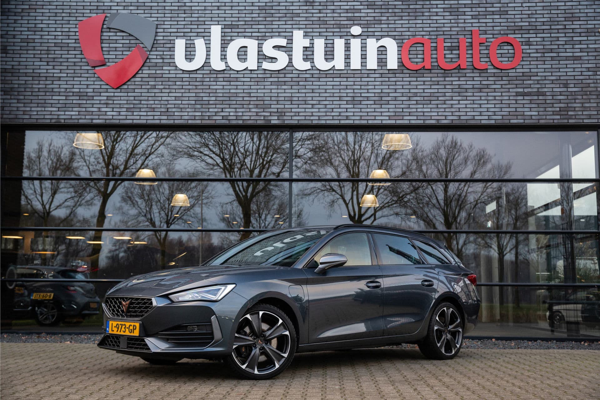 CUPRA Leon Sportstourer 1.4 e-Hybrid VZ Business , Trekhaak, Adap. cruise,