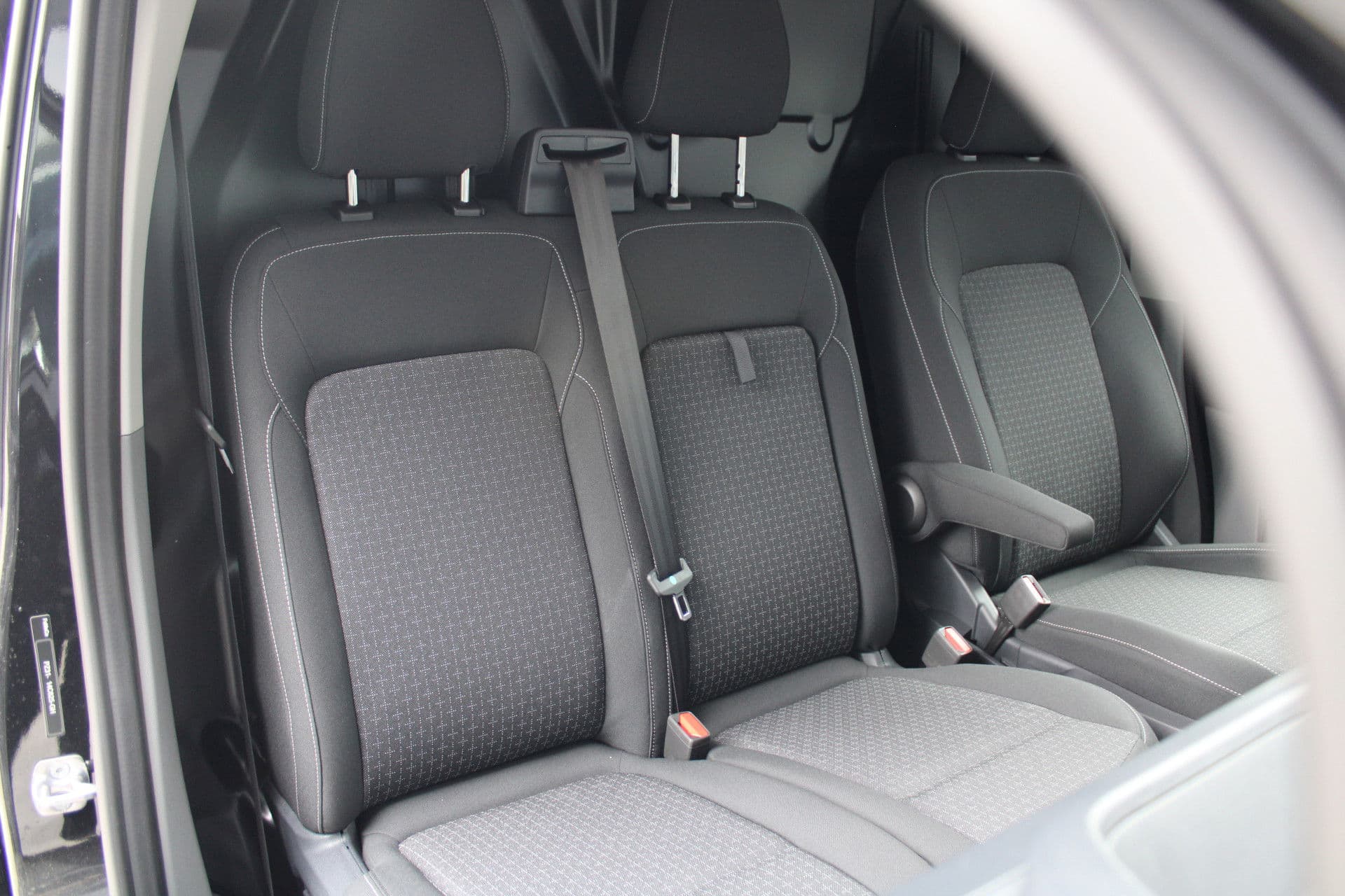 Ford Transit Custom 320 2.0 TDCI L2H1 Trend 170pk - 4x4 AWD - 2x Schuifdeur - Carplay - Android - Camera - Stoelverwarming - Verwarmd stuurwiel - Rijklaar thumbnail 34