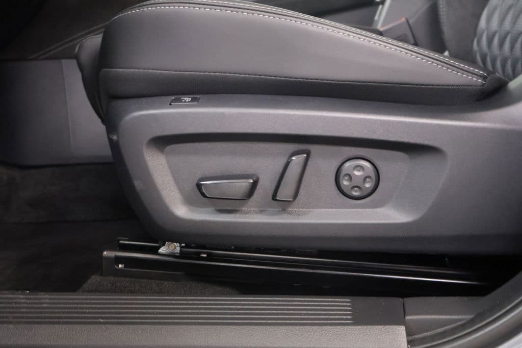 Nissan QASHQAI 1.3 MHEV X Tekna + | Pano | HUD | Leder thumbnail 9