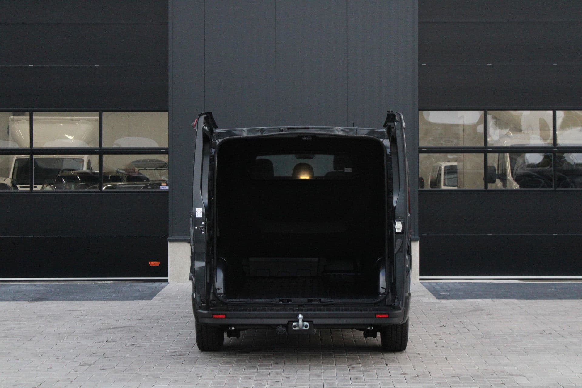 Renault Trafic 2.0 Blue dCi 130pk T29 L2H1 Advance Dubbele Cabine - Carplay - Android - 2x Schuifdeur - Passagiersstoel - Camera - LED - Rijklaar thumbnail 8