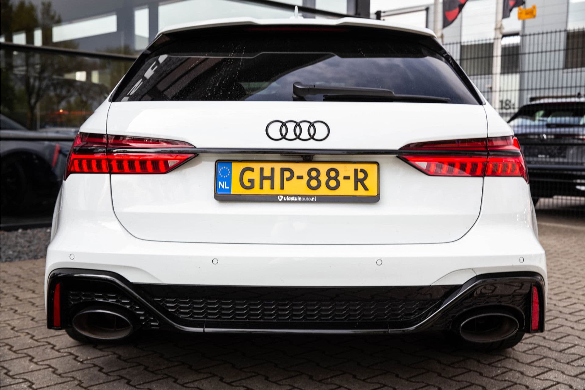 Audi RS6 Avant 4.0 TFSI Quattro , B&O Advanced, Nachtzicht, 4-wielsturing, Head-up display, Trekhaak, Laser thumbnail 44