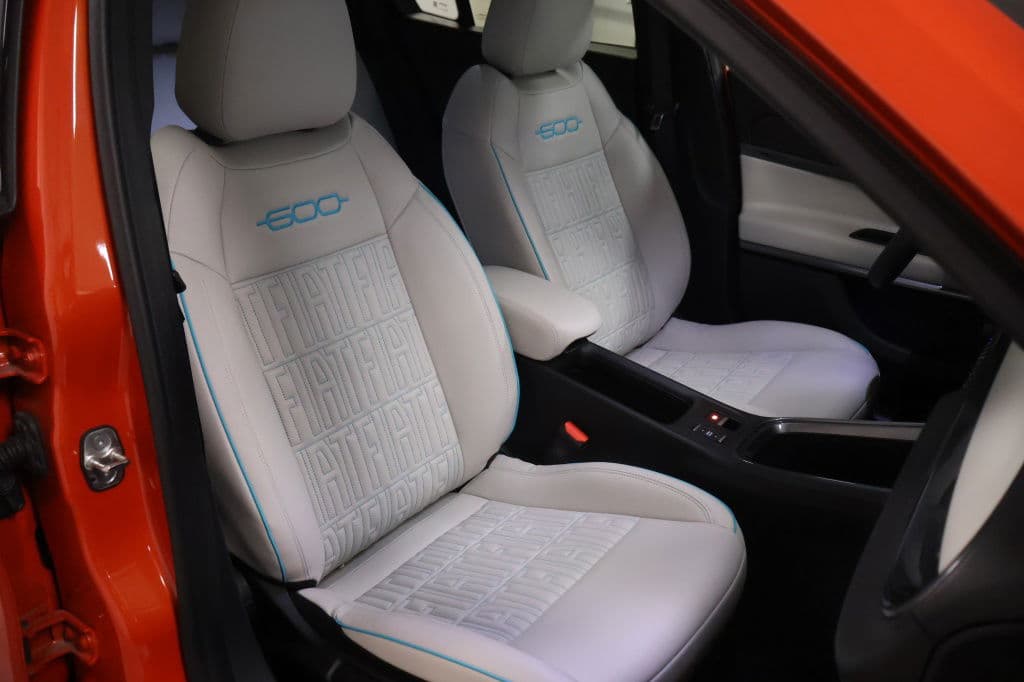 Fiat 600E La Prima 54 kWh thumbnail 12