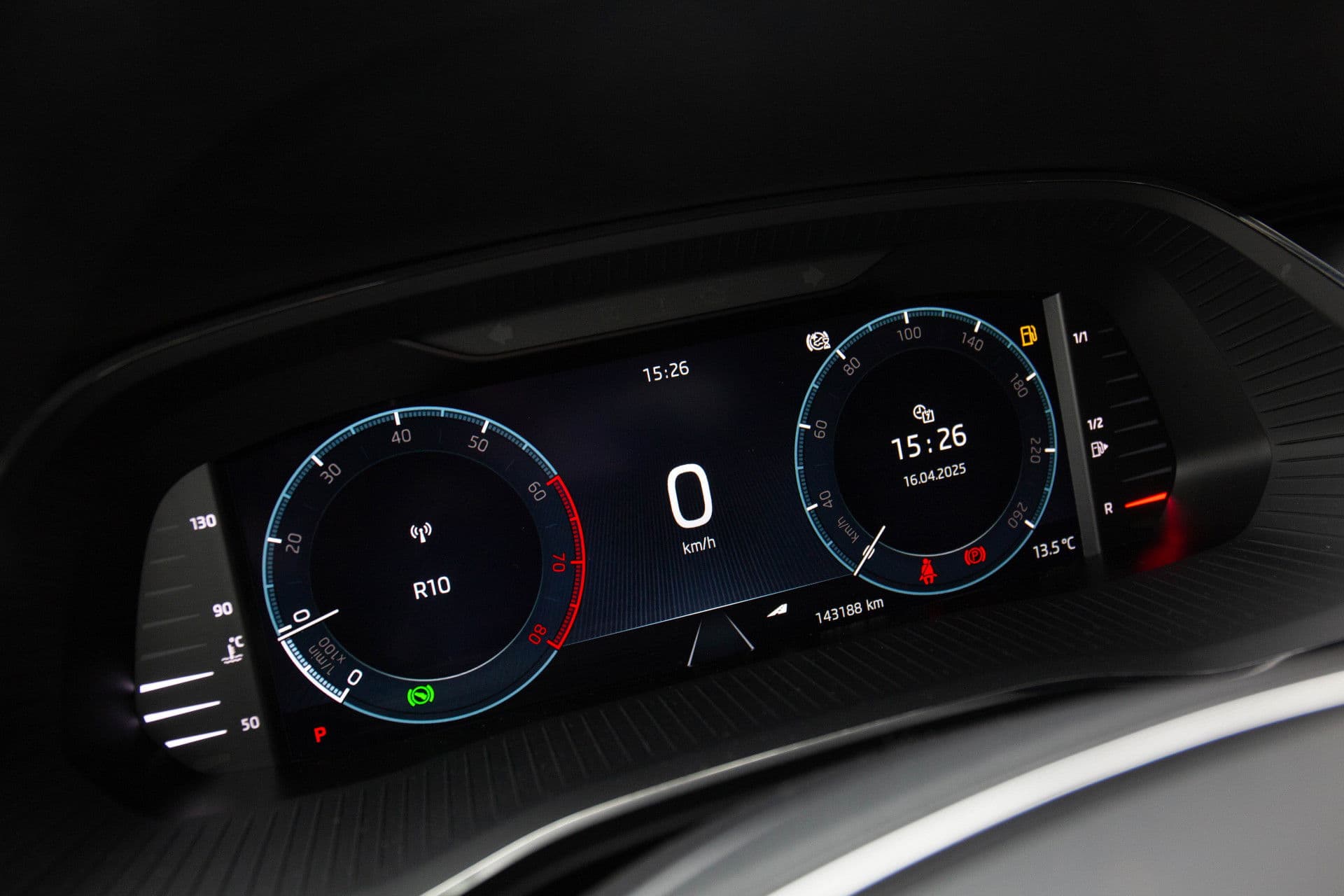 Škoda Octavia Combi 1.0 e-TSI Business Edition , Virtual cockpit, Cruise, Carplay, NL-Auto, thumbnail 9