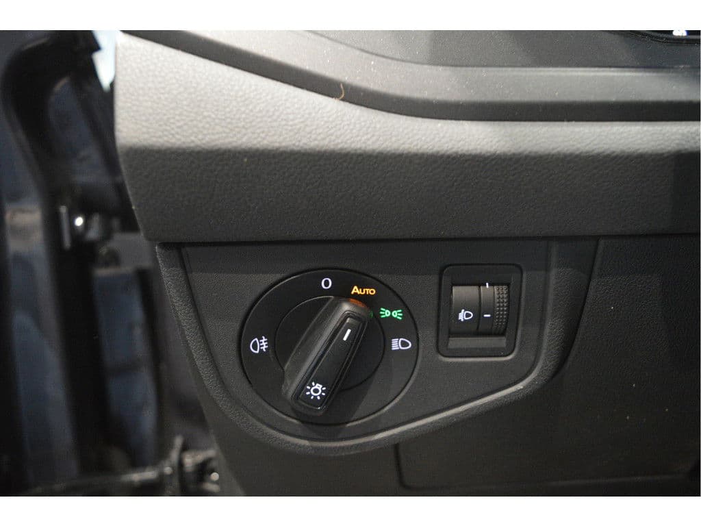 Volkswagen Polo 1.0 TSI carplay led cruise airco lichtmetaal 95 pk !! thumbnail 16