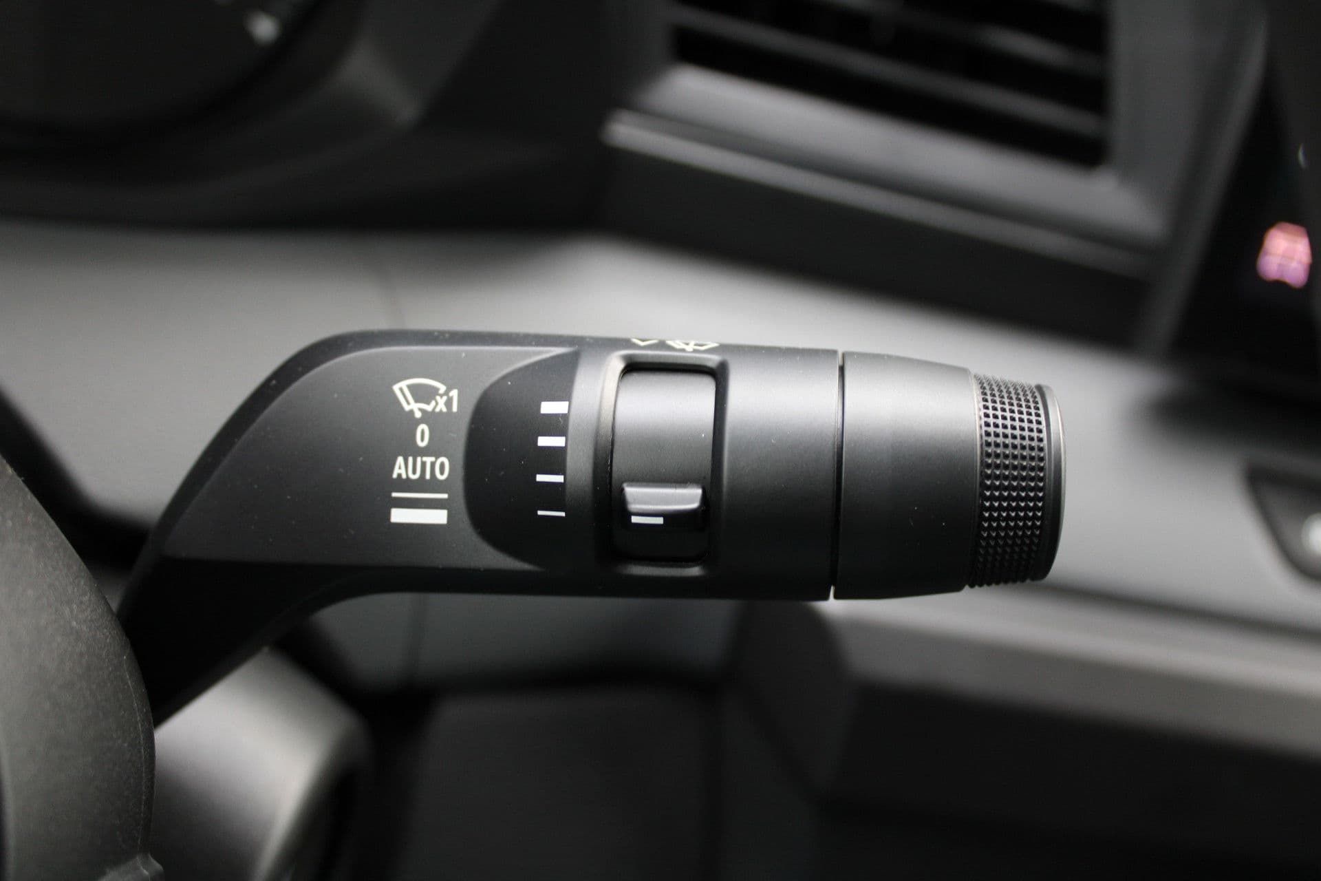 Renault Master T35 2.0 dCi 170pk L2H2 Extra - Navigatie - Blind Spot - Camera - Stoelverwarming - Verwarmde voorruit - Rijklaar thumbnail 33