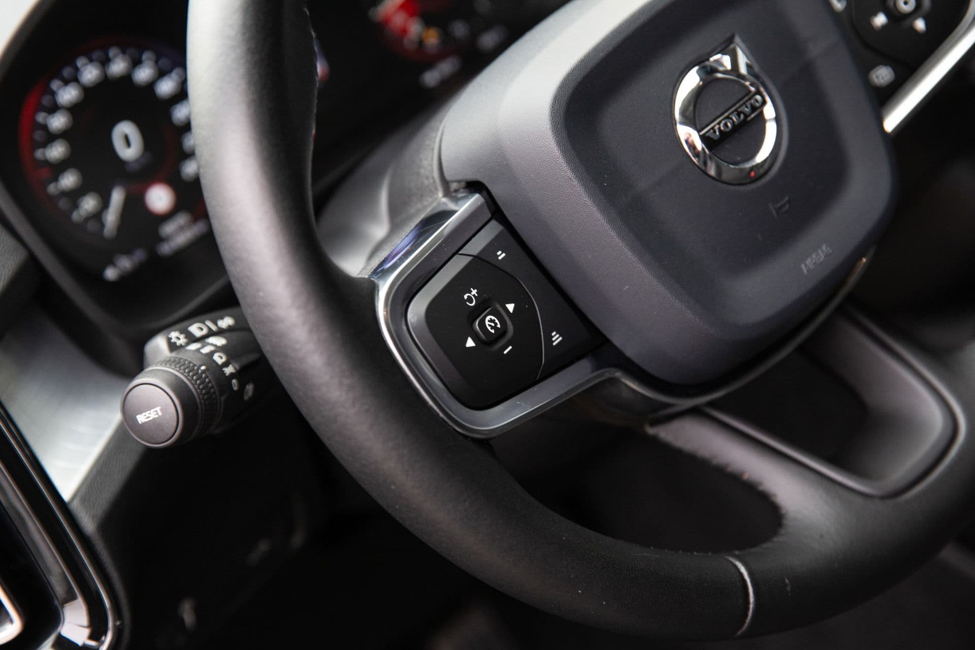 Volvo XC40 1.5 T3 Momentum , Achteruitrijcamera, Cruise control, Navigatie, thumbnail 11