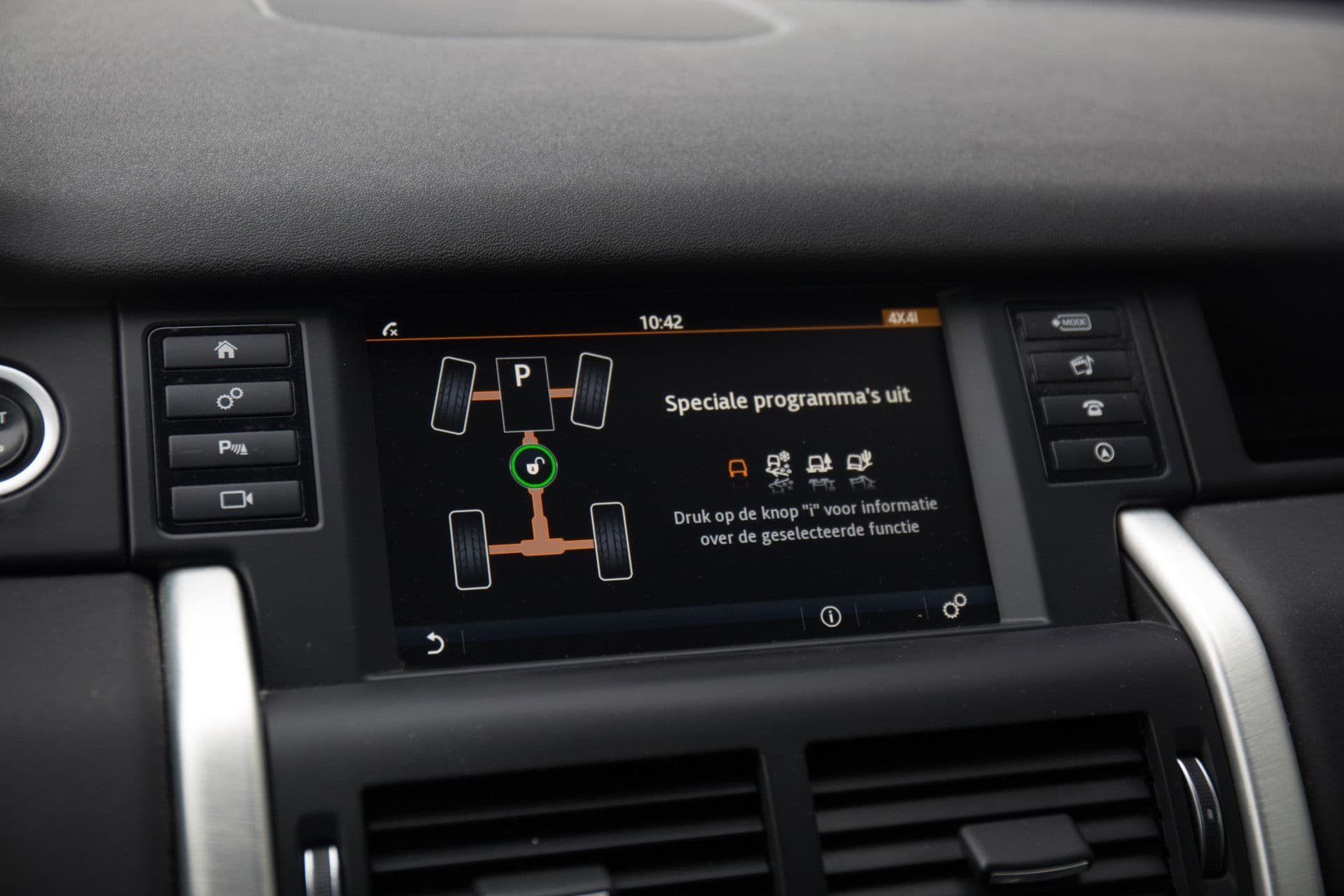 Land Rover Discovery Sport , Grijs kenteken, Leer, Achteruitrijcamera, Trekhaak thumbnail 18