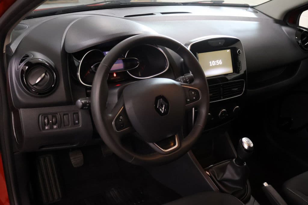 Renault Clio Estate 0.9 TCe Limited | Navi | PDC! thumbnail 8