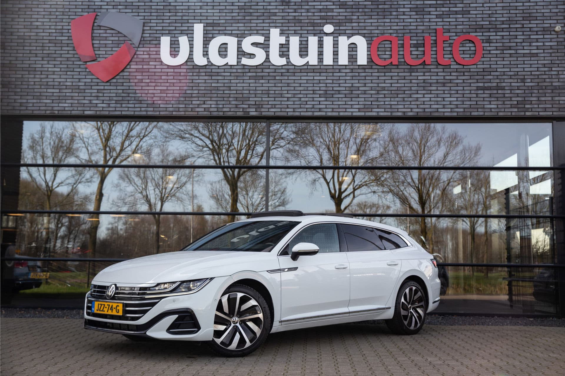 Volkswagen Arteon Shooting Brake 1.4 TSI eHybrid R-Line Business+ , Panoramadak, Trekhaak, 360°camera,