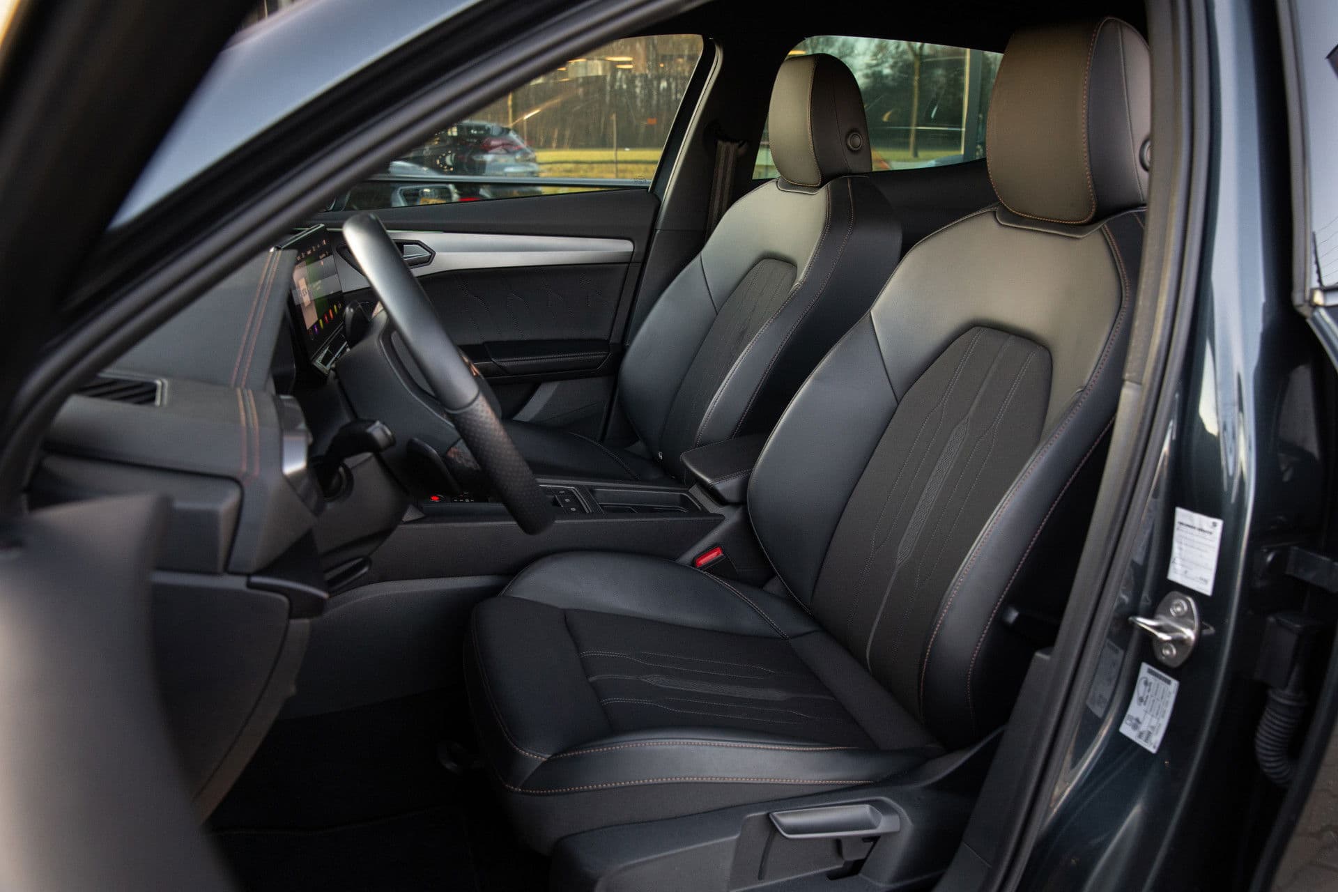 CUPRA Formentor 1.5 TSI Business Edition , Adap. cruise, Achteruitrijcamera, Sfeerverlichting, thumbnail 3