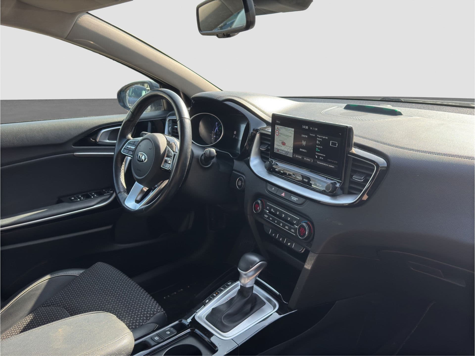 Kia Xceed 1.6 GDi PHEV DynamicPlusLine | 100% Onderhouden | 18'' | Dodehoek det. | Dealeronderhoud thumbnail 10