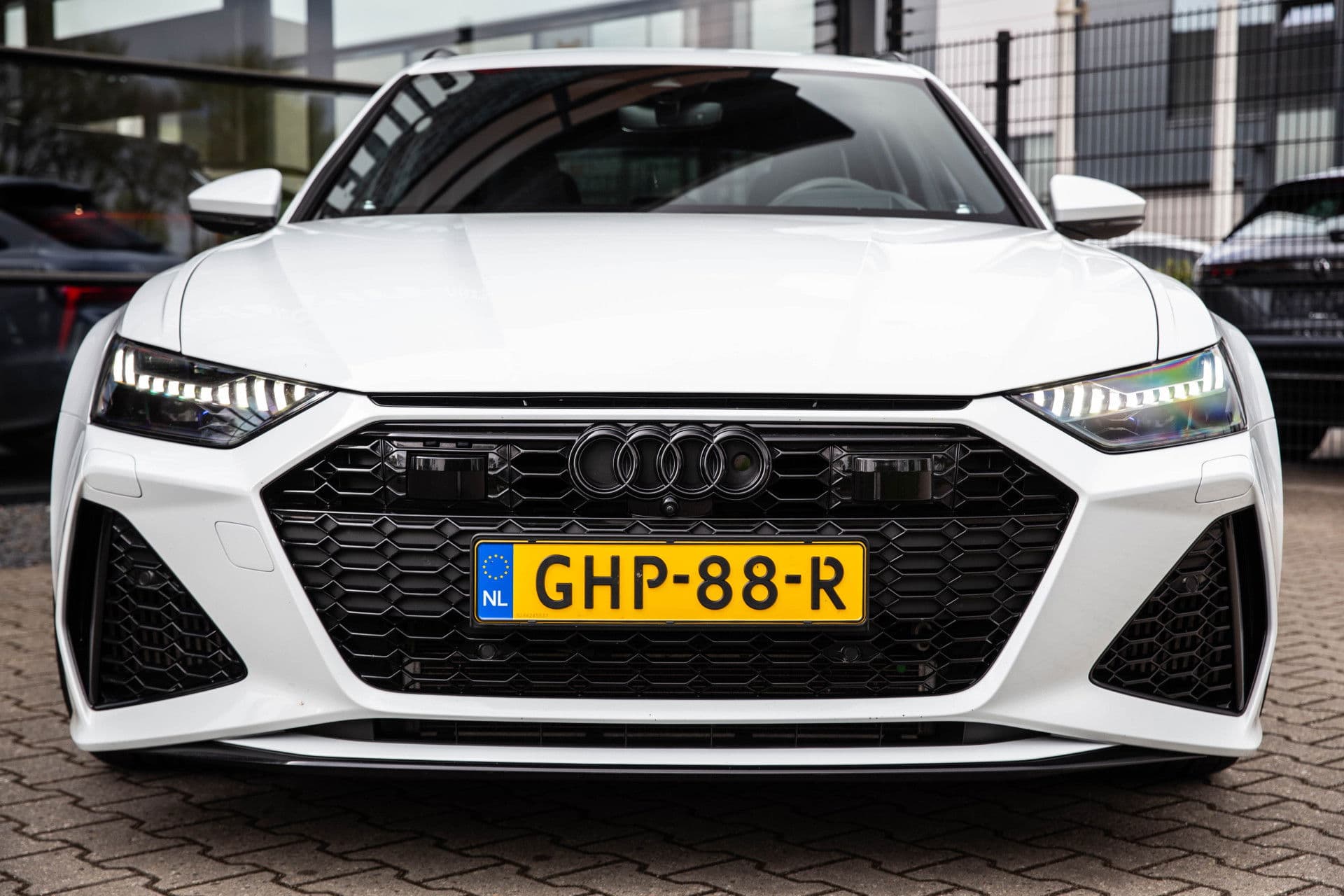 Audi RS6 Avant 4.0 TFSI Quattro , B&O Advanced, Nachtzicht, 4-wielsturing, Head-up display, Trekhaak, Laser thumbnail 43