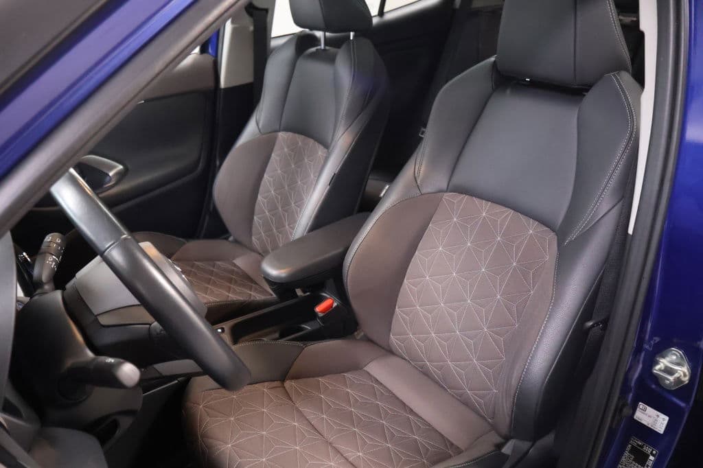 Toyota Yaris Cross 1.5 Hybrid Executive | 1e Eigenaar | Panodak thumbnail 9