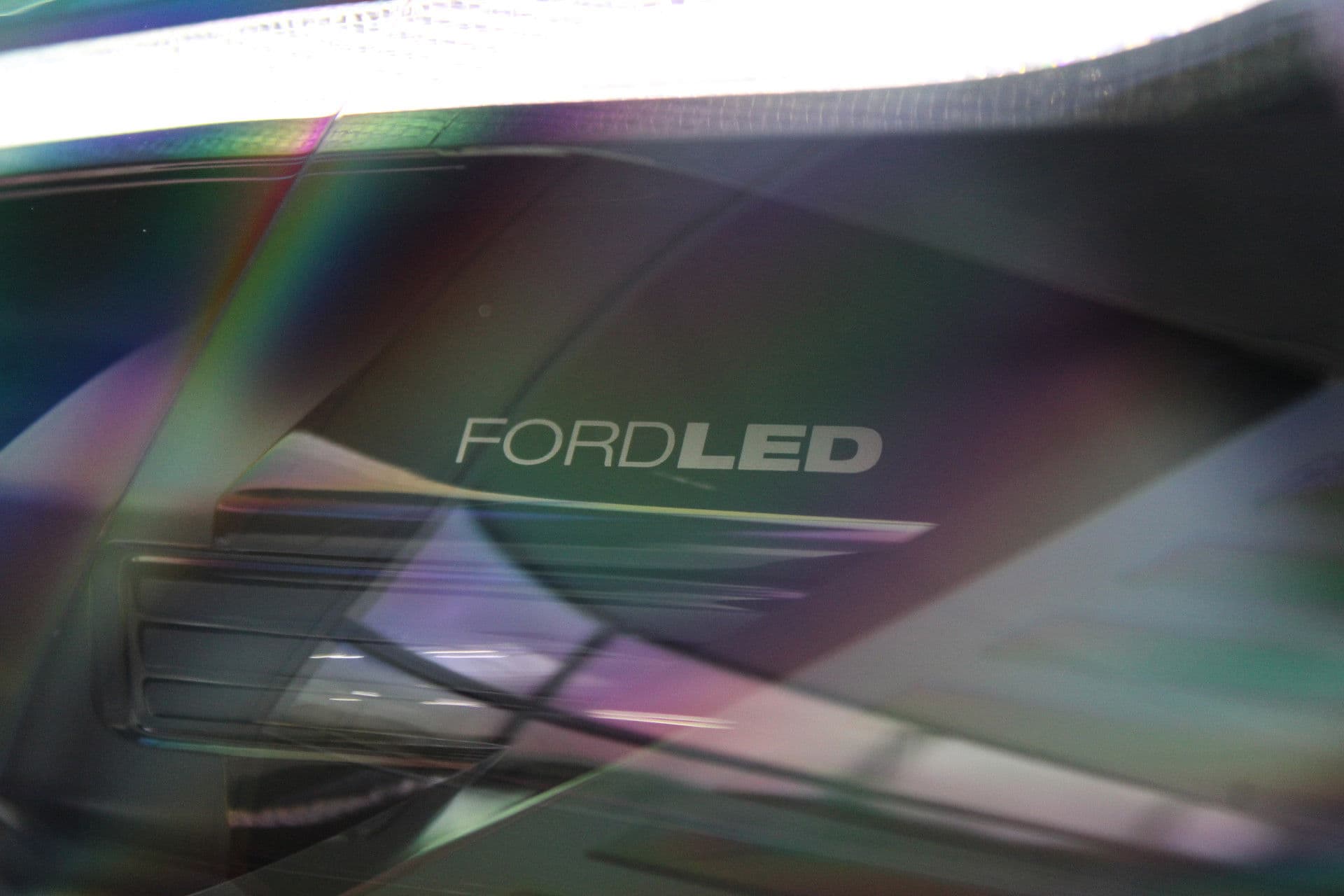 Ford E-Transit Custom 340 L2H1 Limited 65 kWh 218pk - 2x Schuif - LED - 360 Camera - B&O - ACC - Navi - Stoel/Stuurverwarming - Rijklaar thumbnail 22