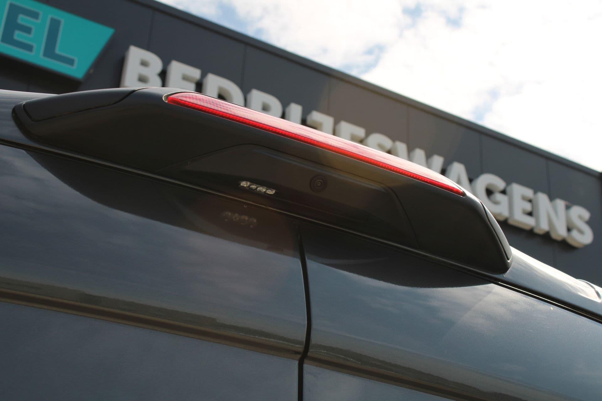 Ford Transit 350 2.0 TDCI L3H2 Trend 130pk Trend - Carplay - Android - 360 Camera - Climate - Cruise - Parkeersensoren - Rijklaar thumbnail 28