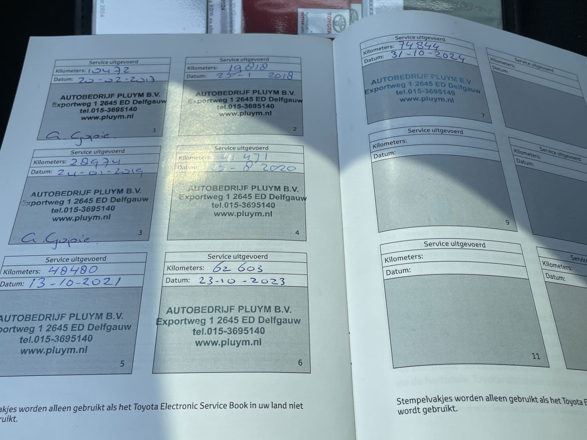 Toyota RAV4 2.0 Style 4WD | Trekhaak | Elek klep | Camera | thumbnail 21