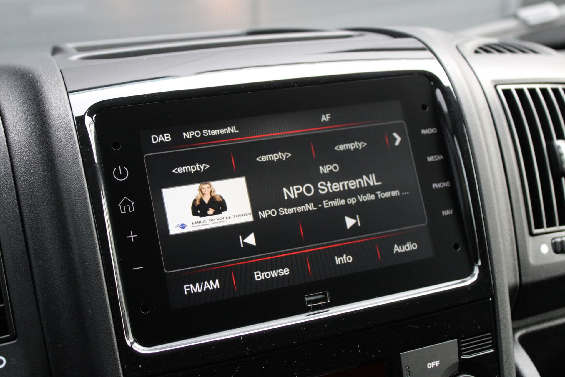 Opel Movano 33 2.2 CDTI 140pk L2H2 - Airco - Camera - Cruise - Blind Spot - 270 deuren - Rijklaar thumbnail 26