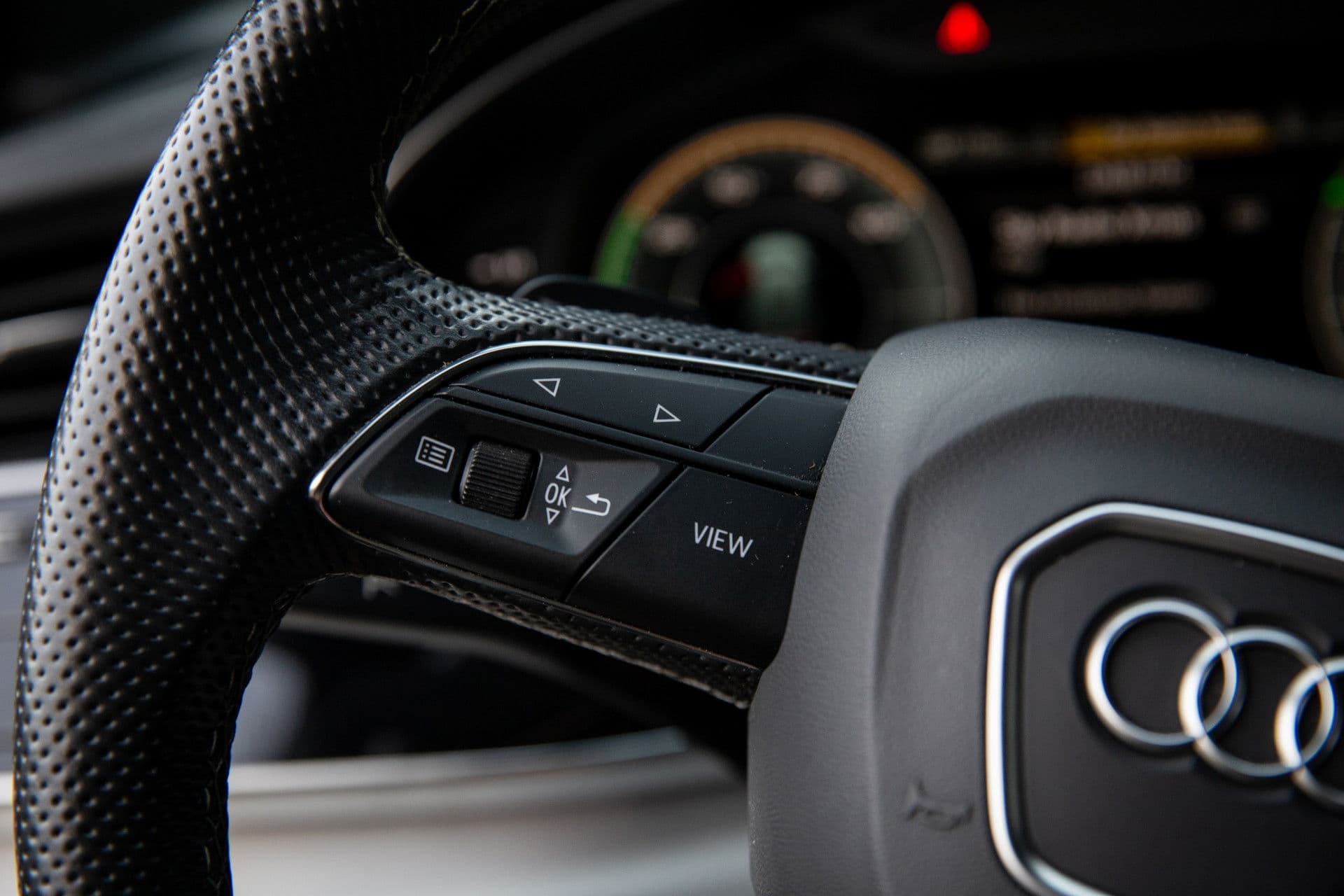 Audi Q8 55 TFSI e quattro Pro Line Advanced , RS-zetels, 3D-camera, Luchtvering, Head-up display, Apple Carplay, thumbnail 14