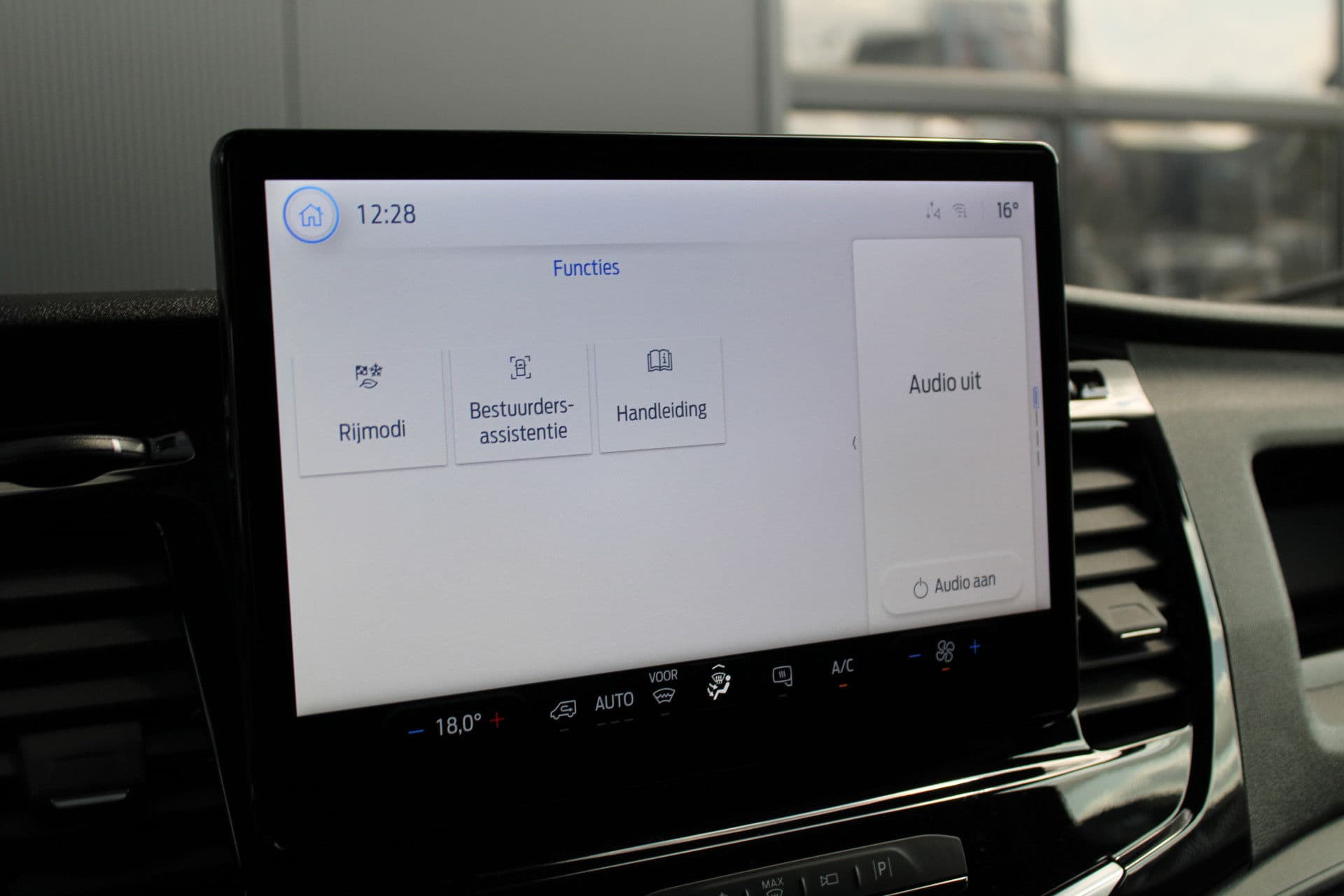 Ford Transit 350 2.0 TDCI L2H2 Limited 165pk - 2x Schuifdeur - Navi - 360 Camera - Adaptive Cruise - Xenon - Blind Spot - Rijklaar thumbnail 18