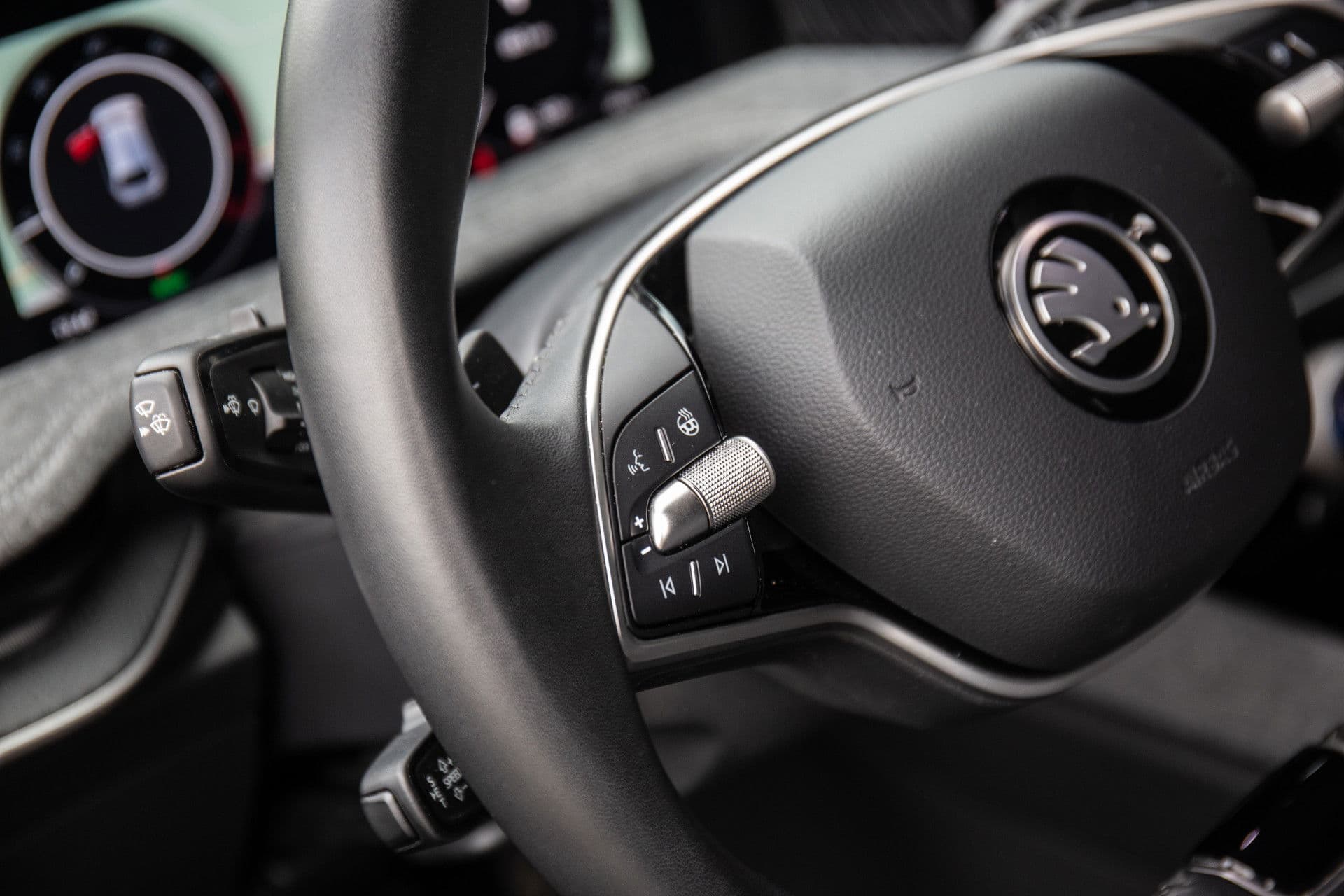 Škoda Superb Combi 1.5 TSI MHEV First Edition , Adaptive cruise, Massage, Stuur/stoelverwarming, thumbnail 9