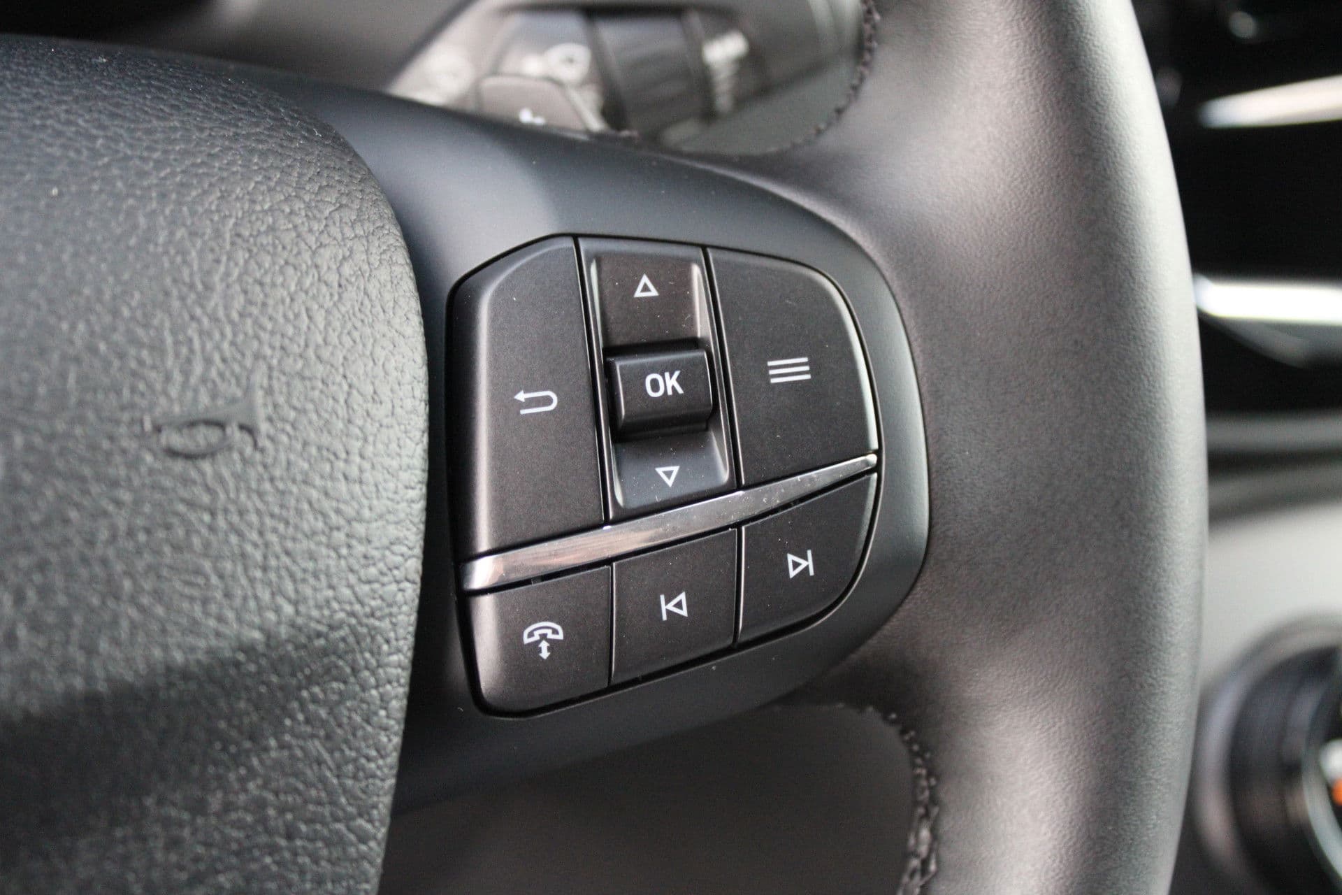 Ford Transit 350 2.0 TDCI L2H2 Trend 165pk - Facelift - 2x Schuifdeur - Adaptive Cruise - Navigatie - Blind Spot - 360 Camera - Stoel - Stuurverwarming - Rijklaar thumbnail 21