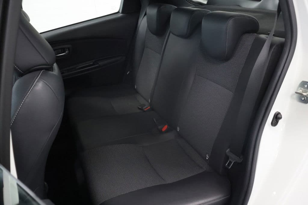 Toyota Yaris 1.5 Hybride Executive thumbnail 6