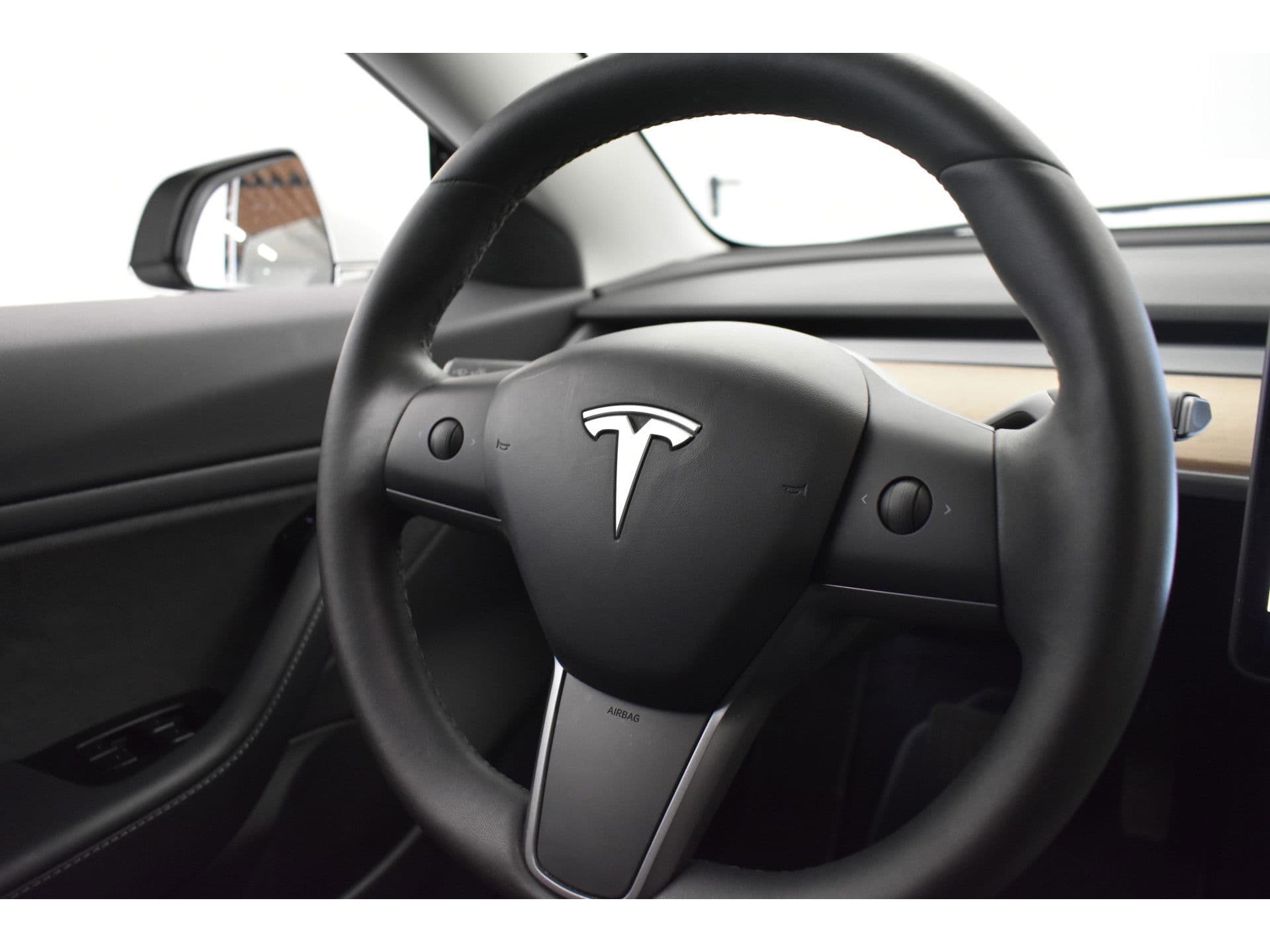 Tesla Model 3 Long Range AWD 75 kWh | Trekhaak | 19" | Autopilot | FSD Comp | Leder | Camera | Panodak thumbnail 14