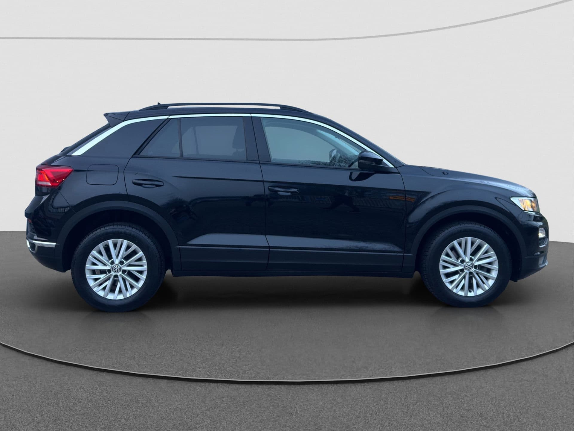 Volkswagen T-Roc 1.5 TSI Style | Adaptive | Apple Carplay | PDC | NL Auto thumbnail 2