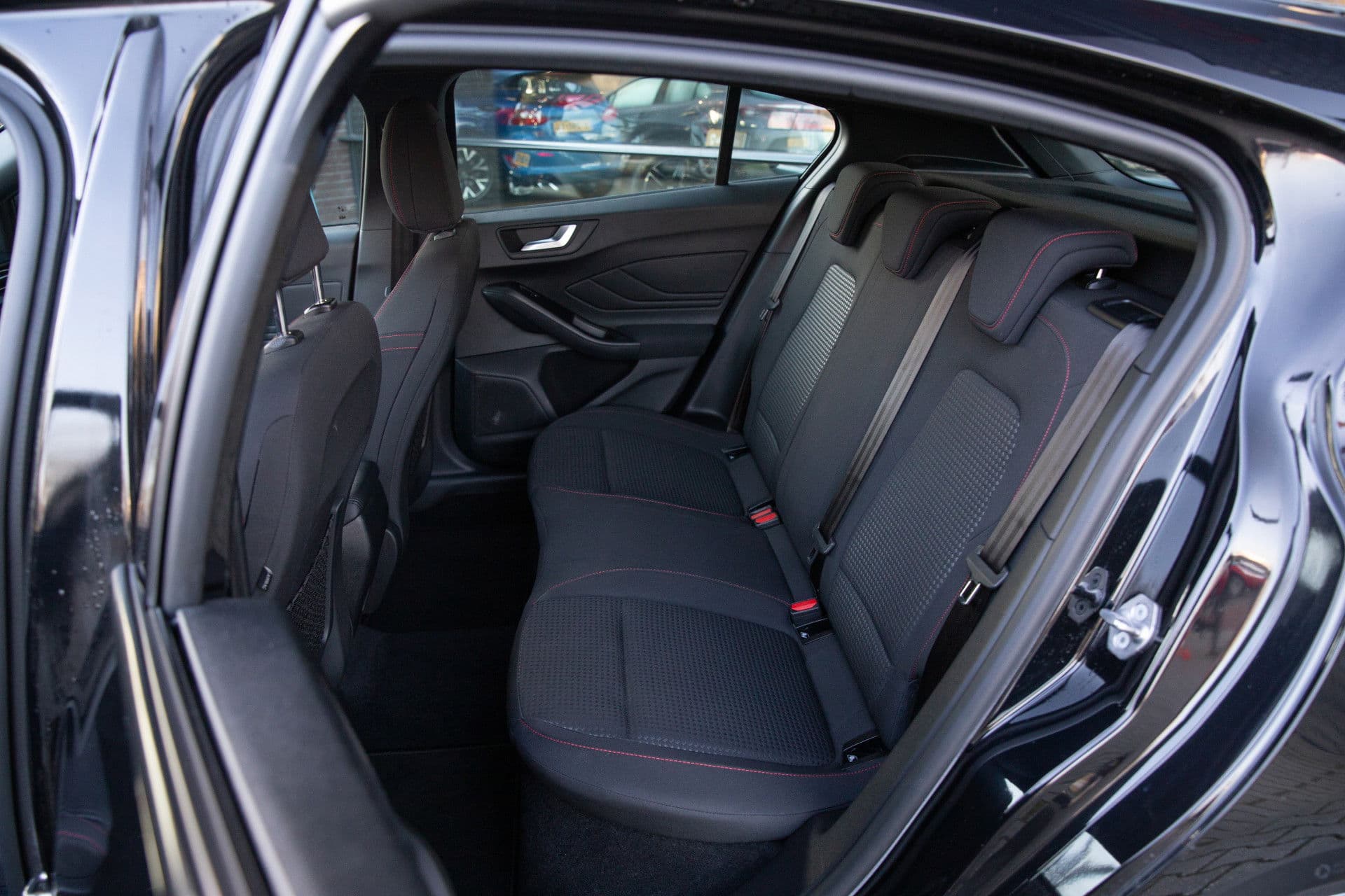 Ford Focus 1.0 EcoBoost ST Line Business , Cruise control, NL-auto, Navi thumbnail 9