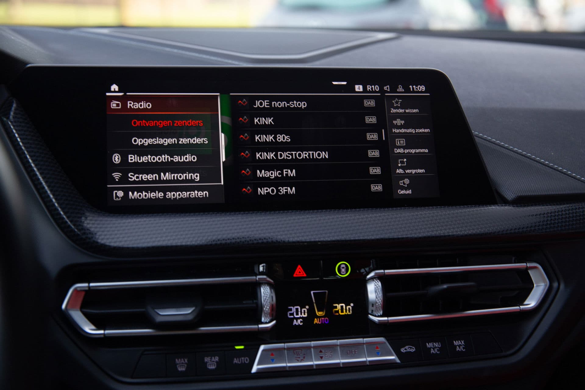 BMW 1-serie 118i Executive Edition , Achteruitrijcamera, Leer thumbnail 14